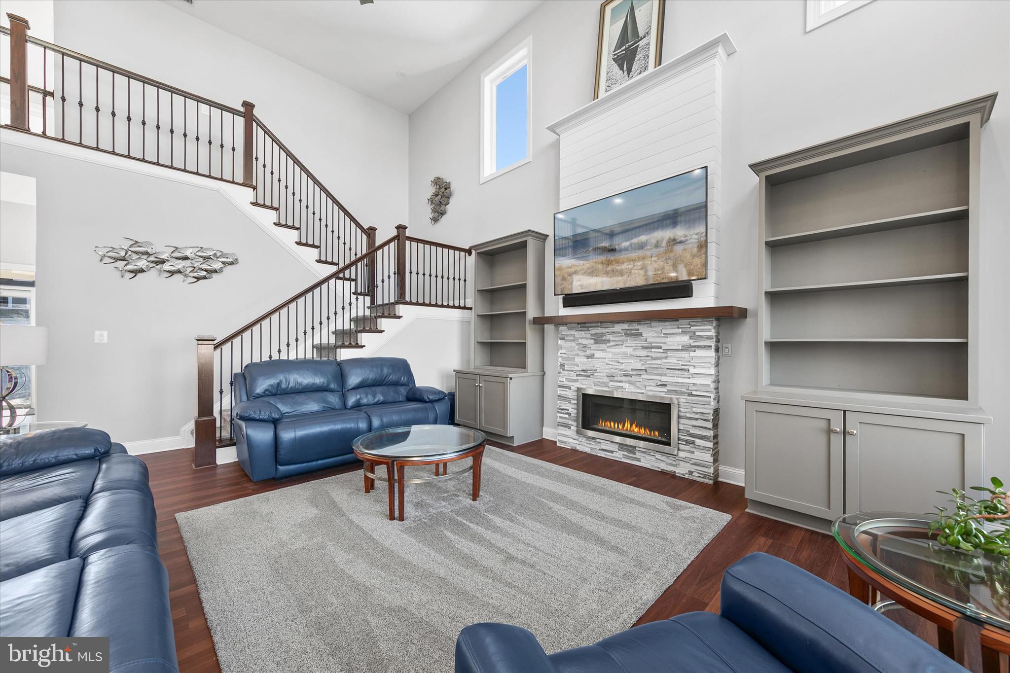 PENINSULA - Residential