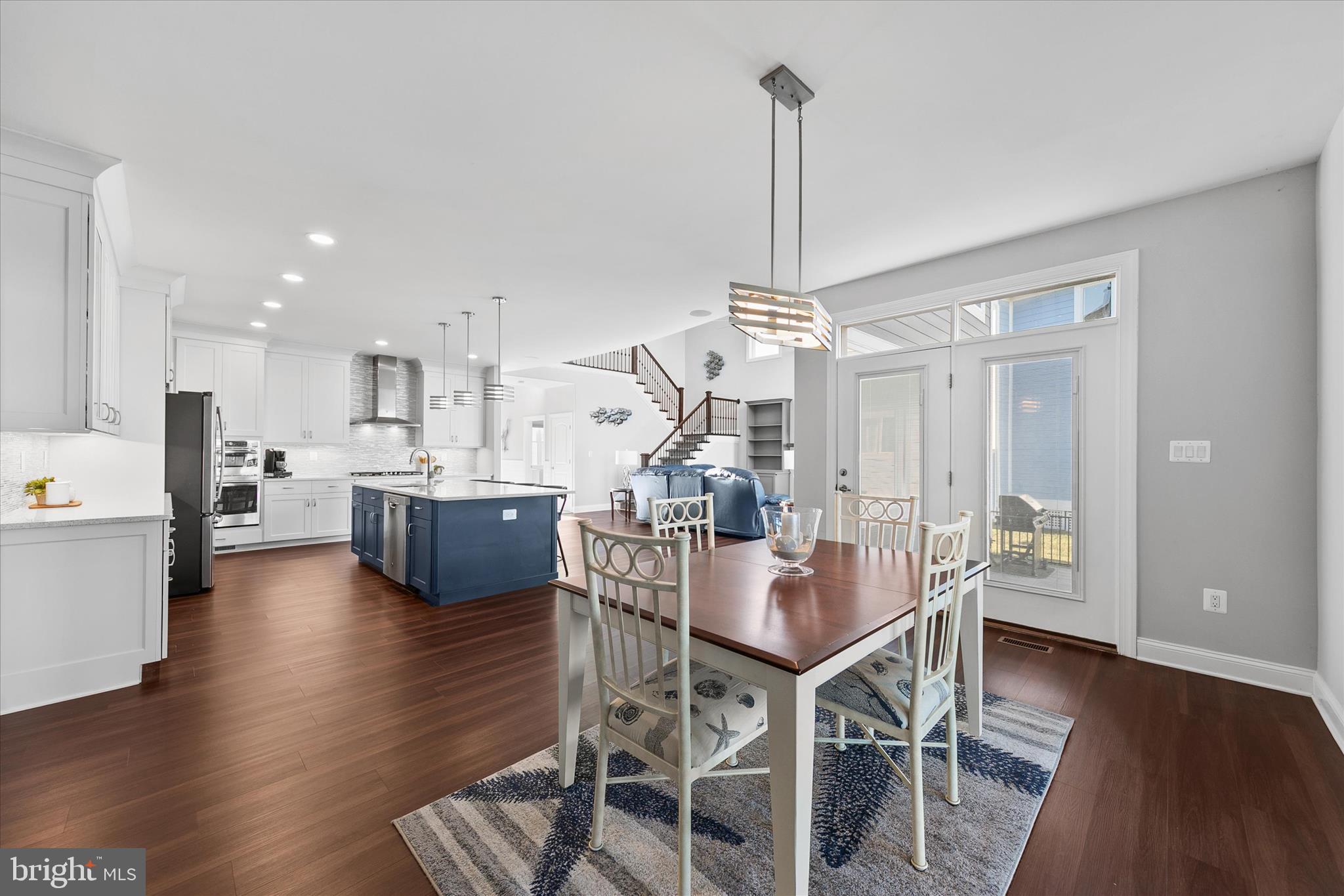 PENINSULA - Residential