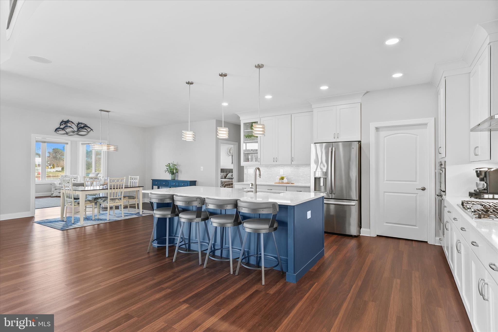 PENINSULA - Residential