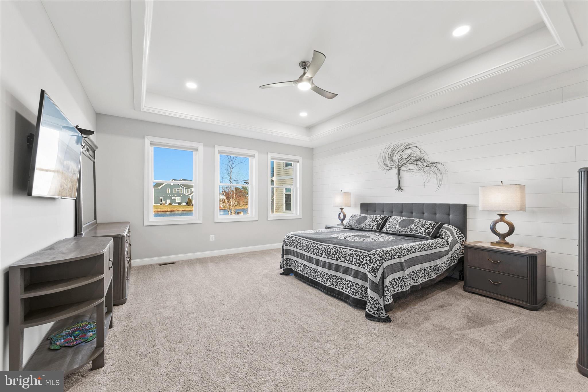 PENINSULA - Residential