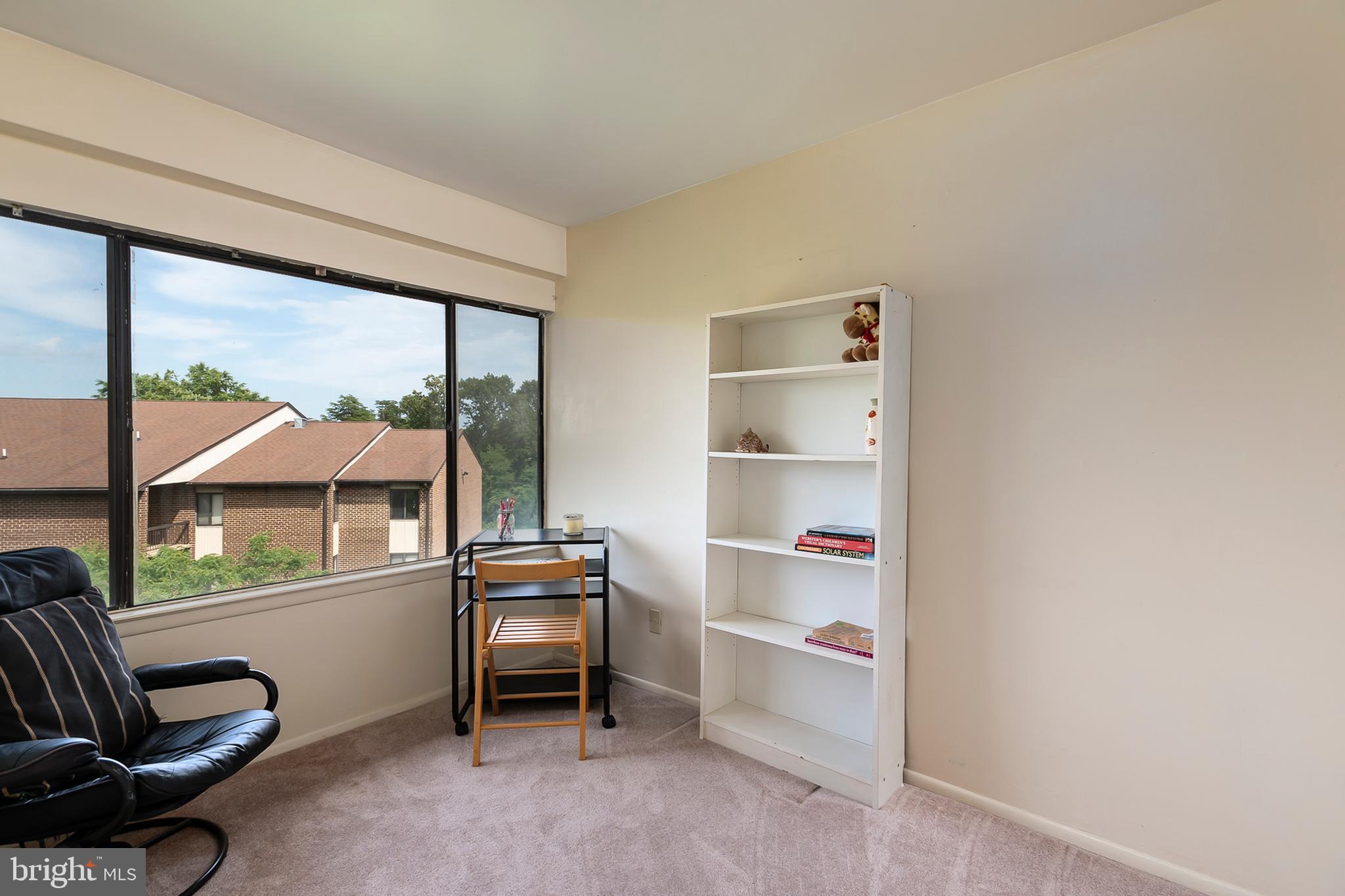 CHERRY GLEN CONDOS - Residential