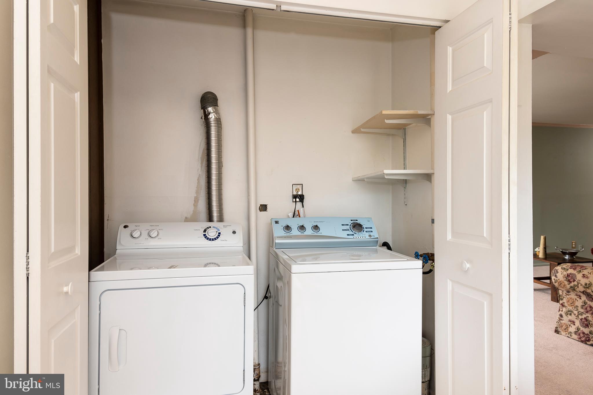 CHERRY GLEN CONDOS - Residential