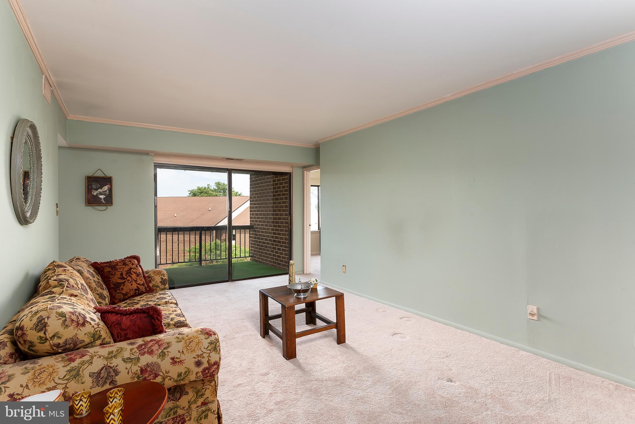 CHERRY GLEN CONDOS - Residential