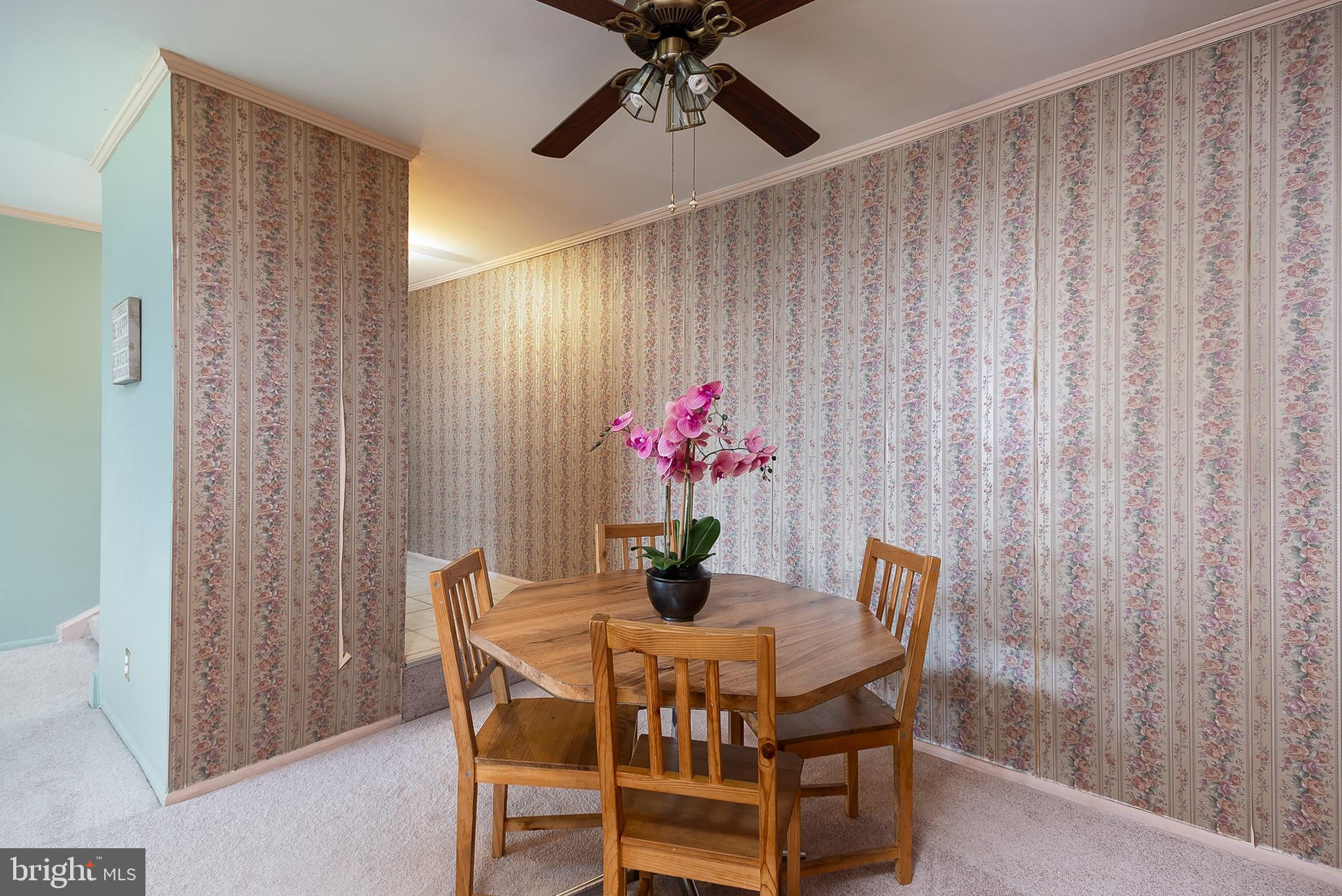 CHERRY GLEN CONDOS - Residential