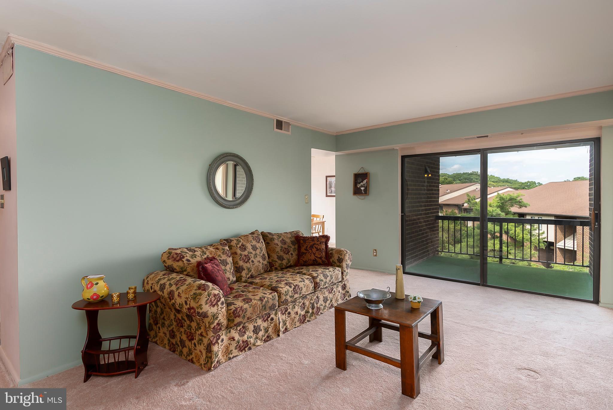 CHERRY GLEN CONDOS - Residential