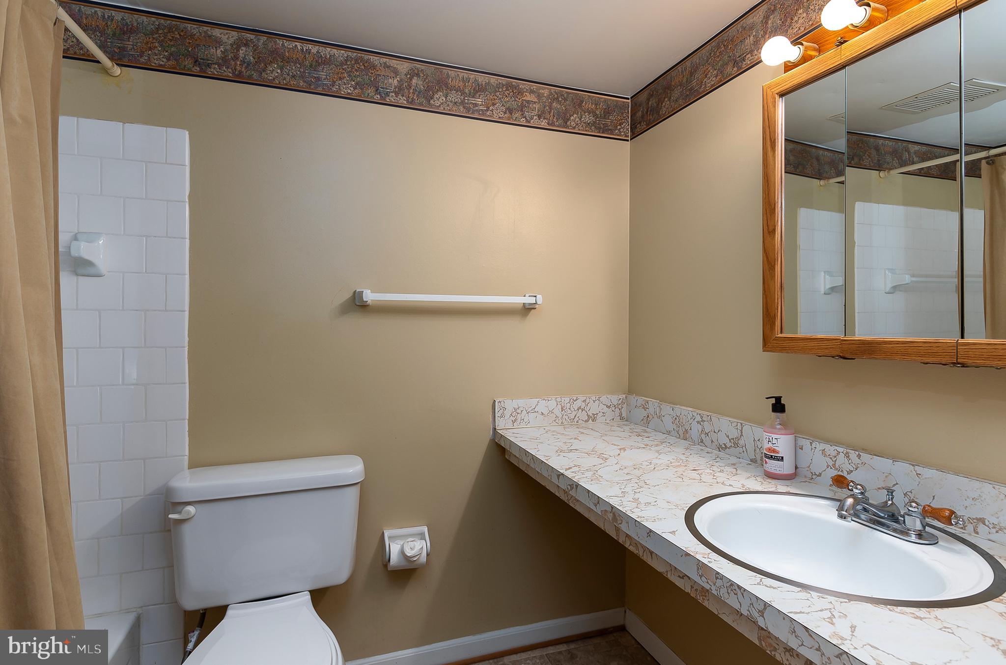 CHERRY GLEN CONDOS - Residential