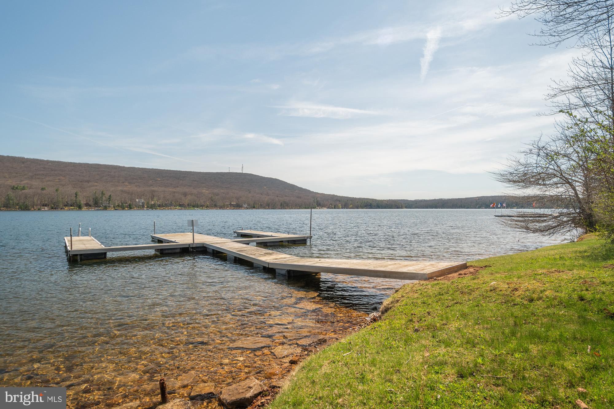 GARRETT HIGHWAY - Residential