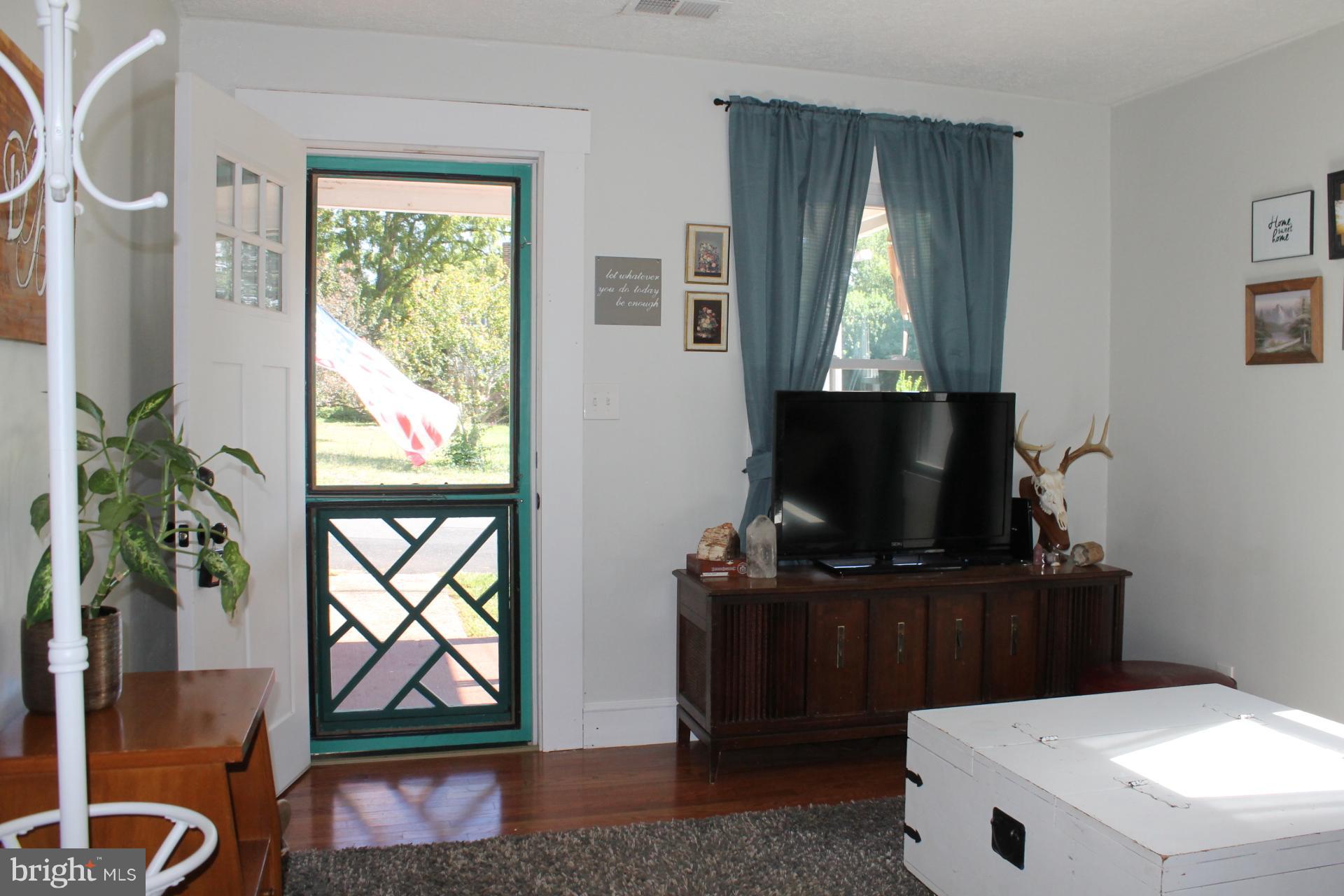 FAIRVIEW - Residential