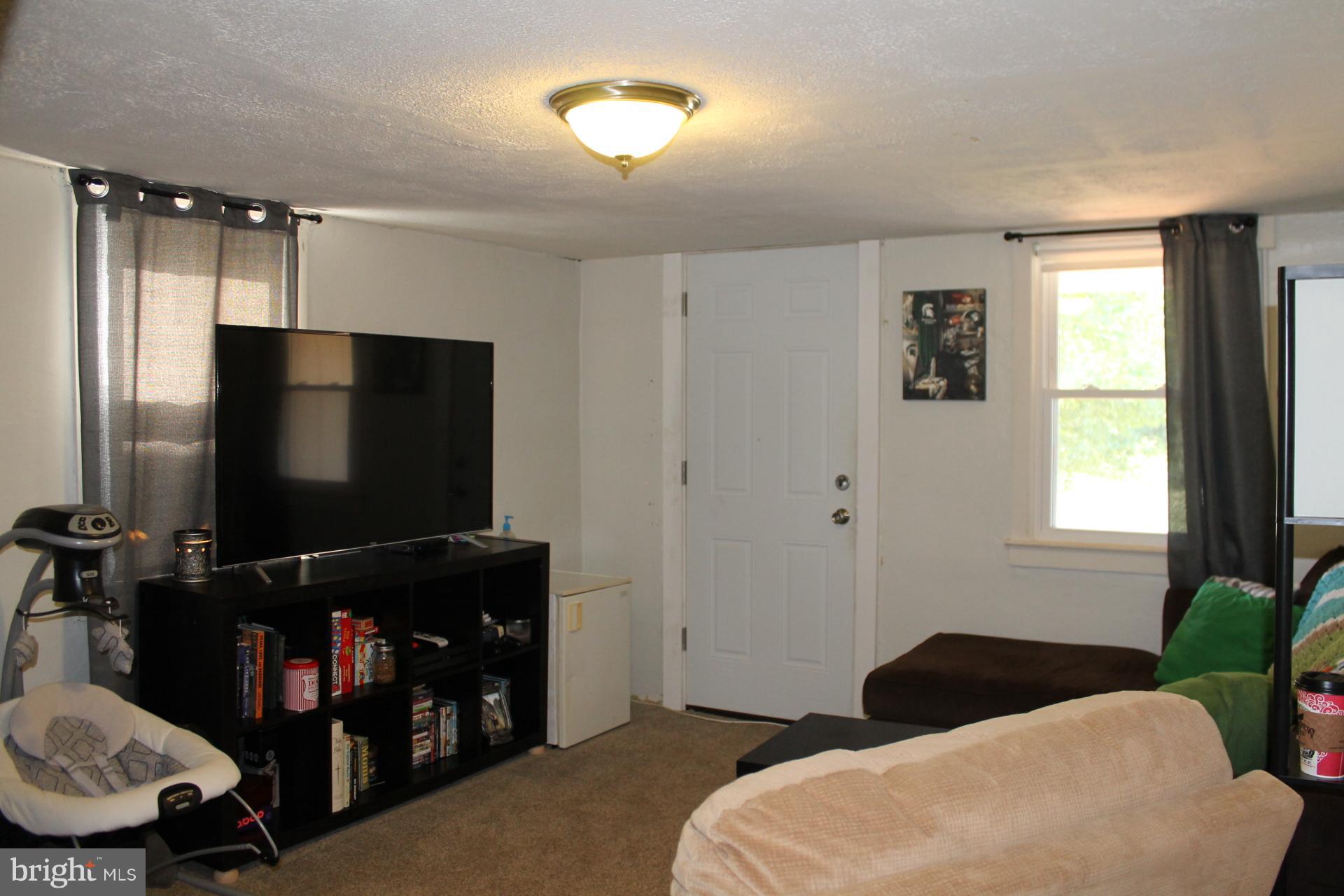 FAIRVIEW - Residential