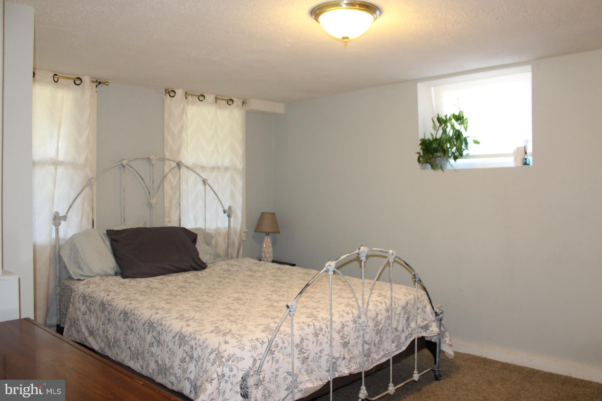 FAIRVIEW - Residential