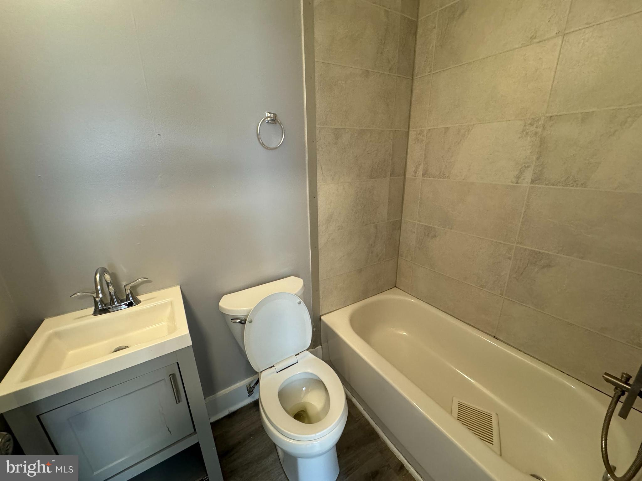 HARROWGATE - Residential