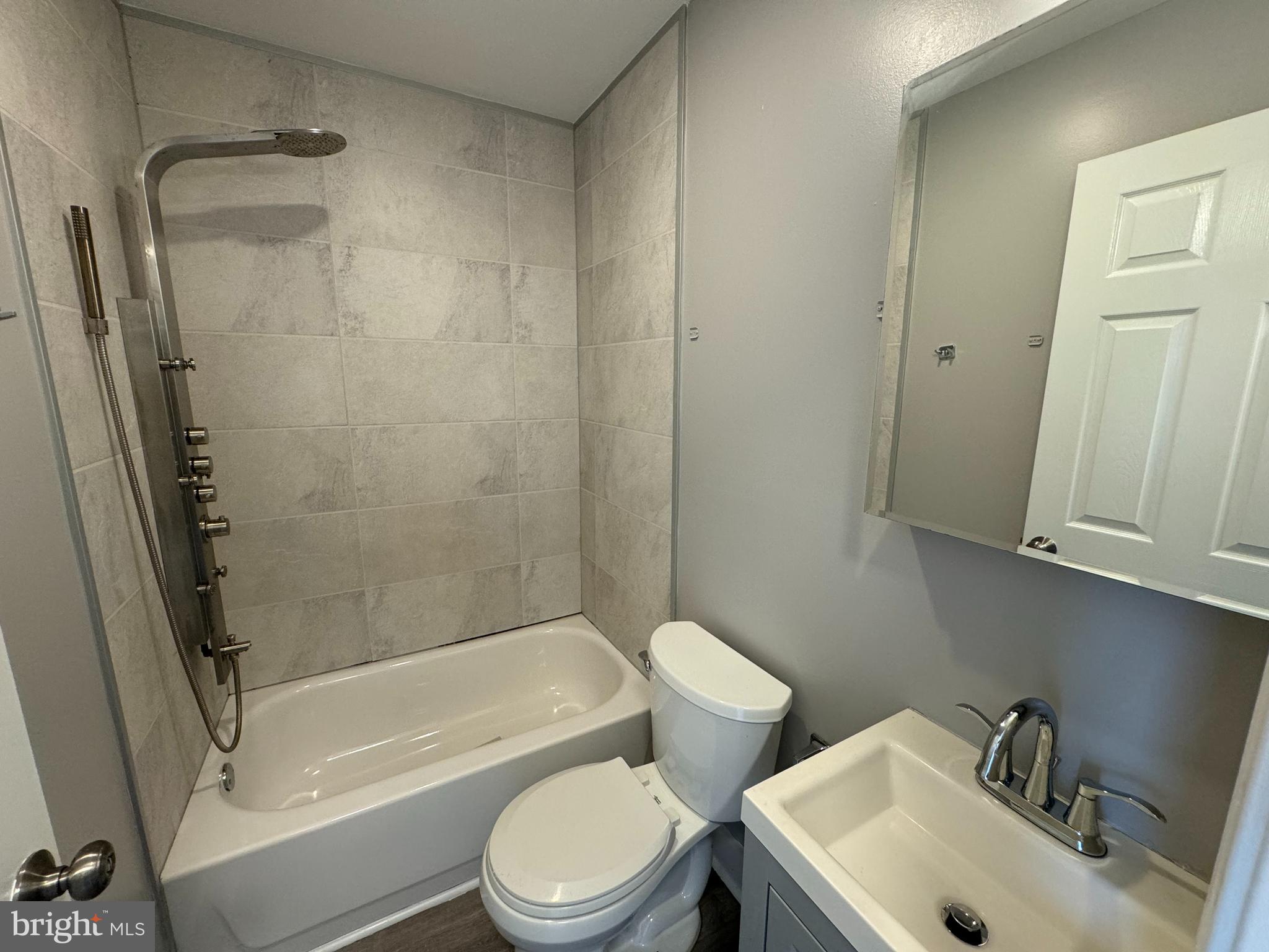 HARROWGATE - Residential