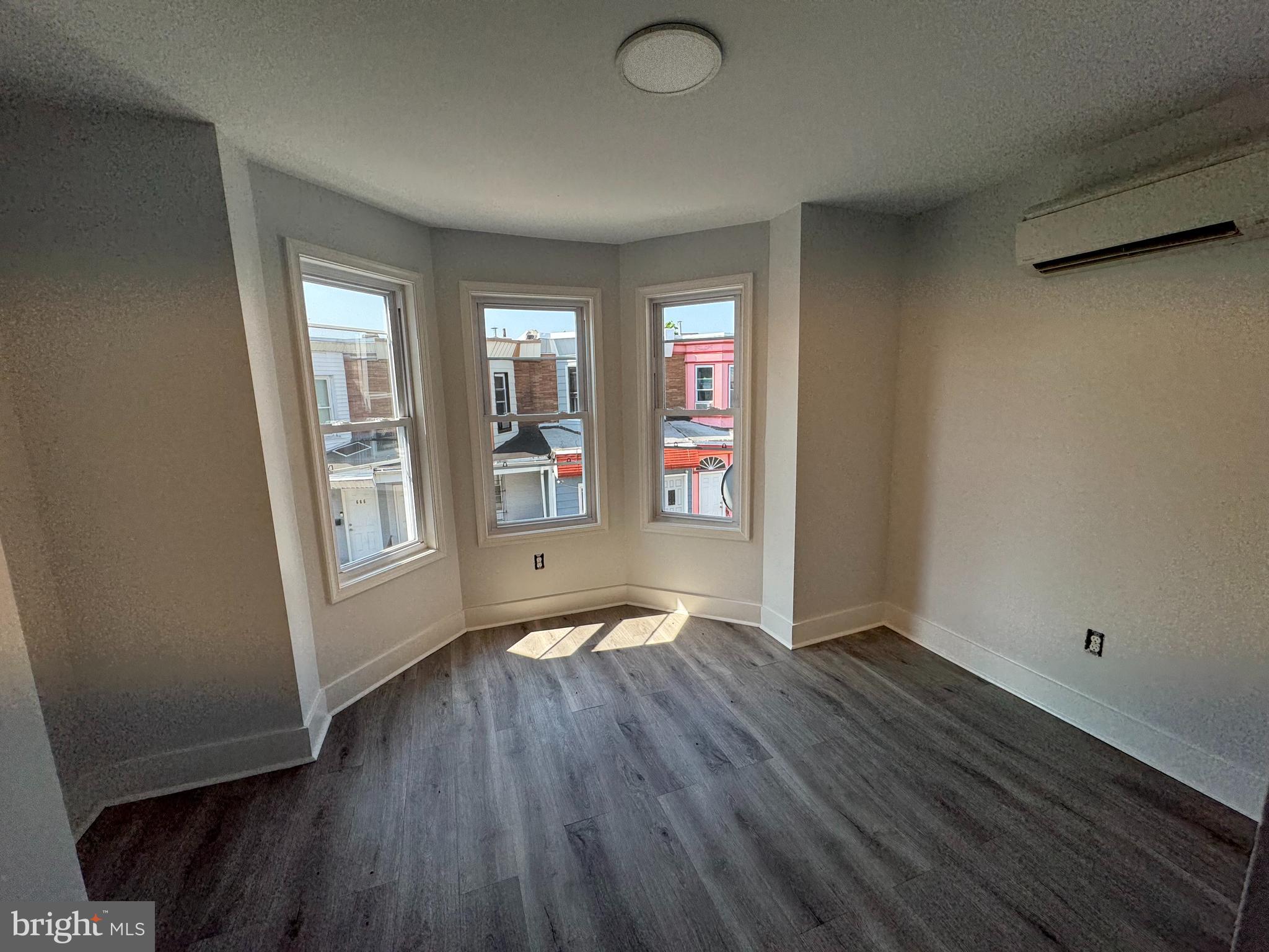 HARROWGATE - Residential