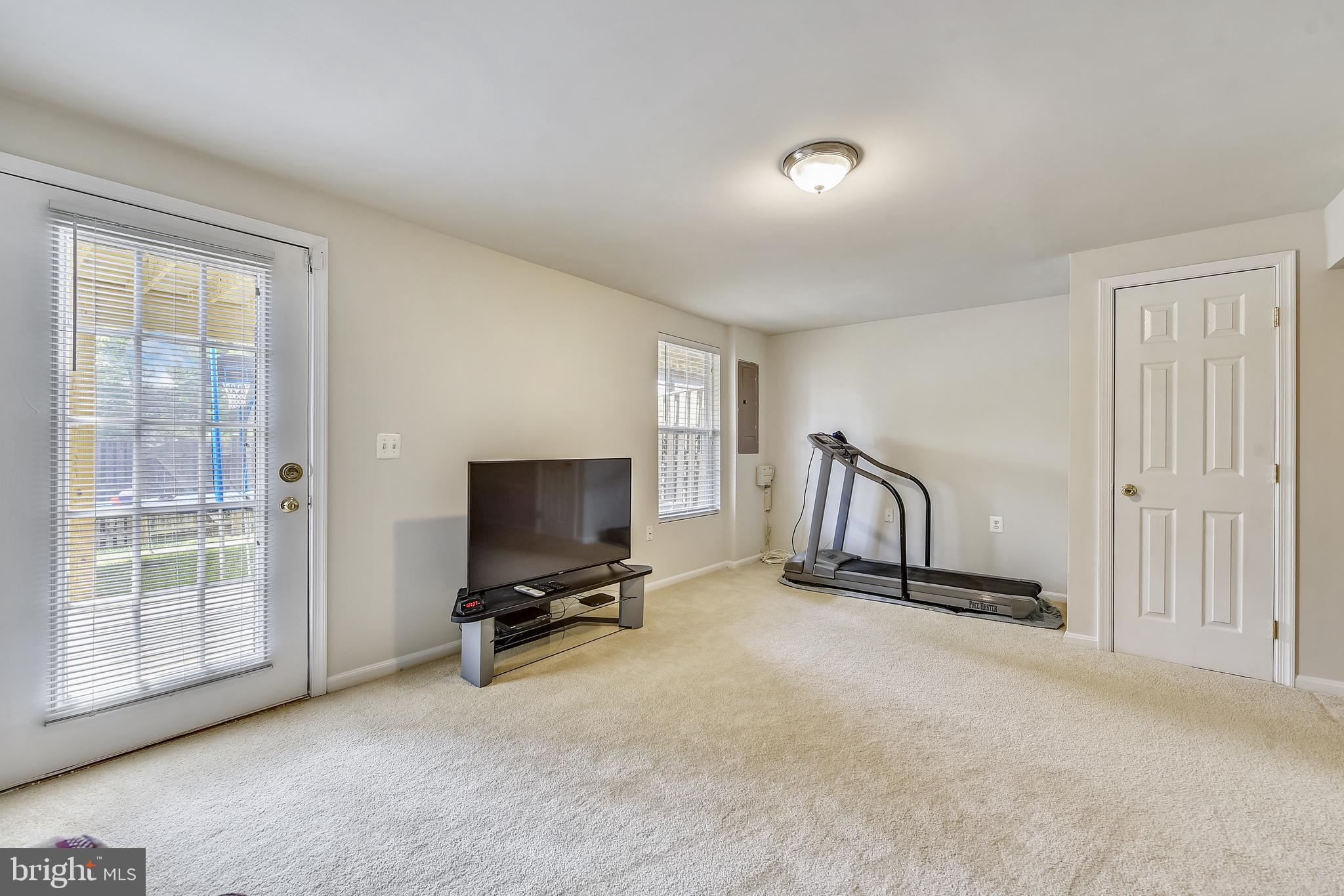 PRINCETON WOODS - Residential