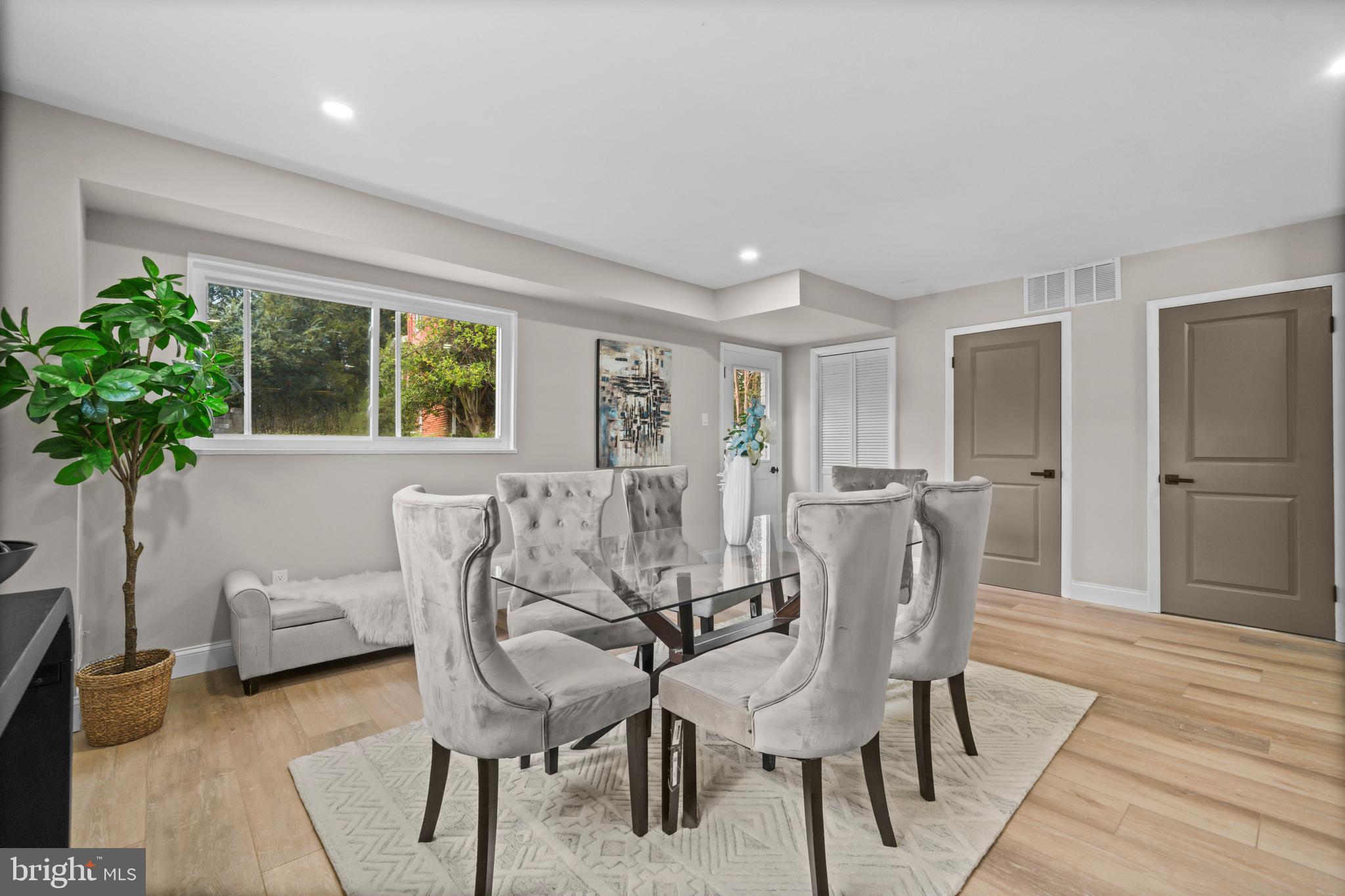 WHEATON - Residential