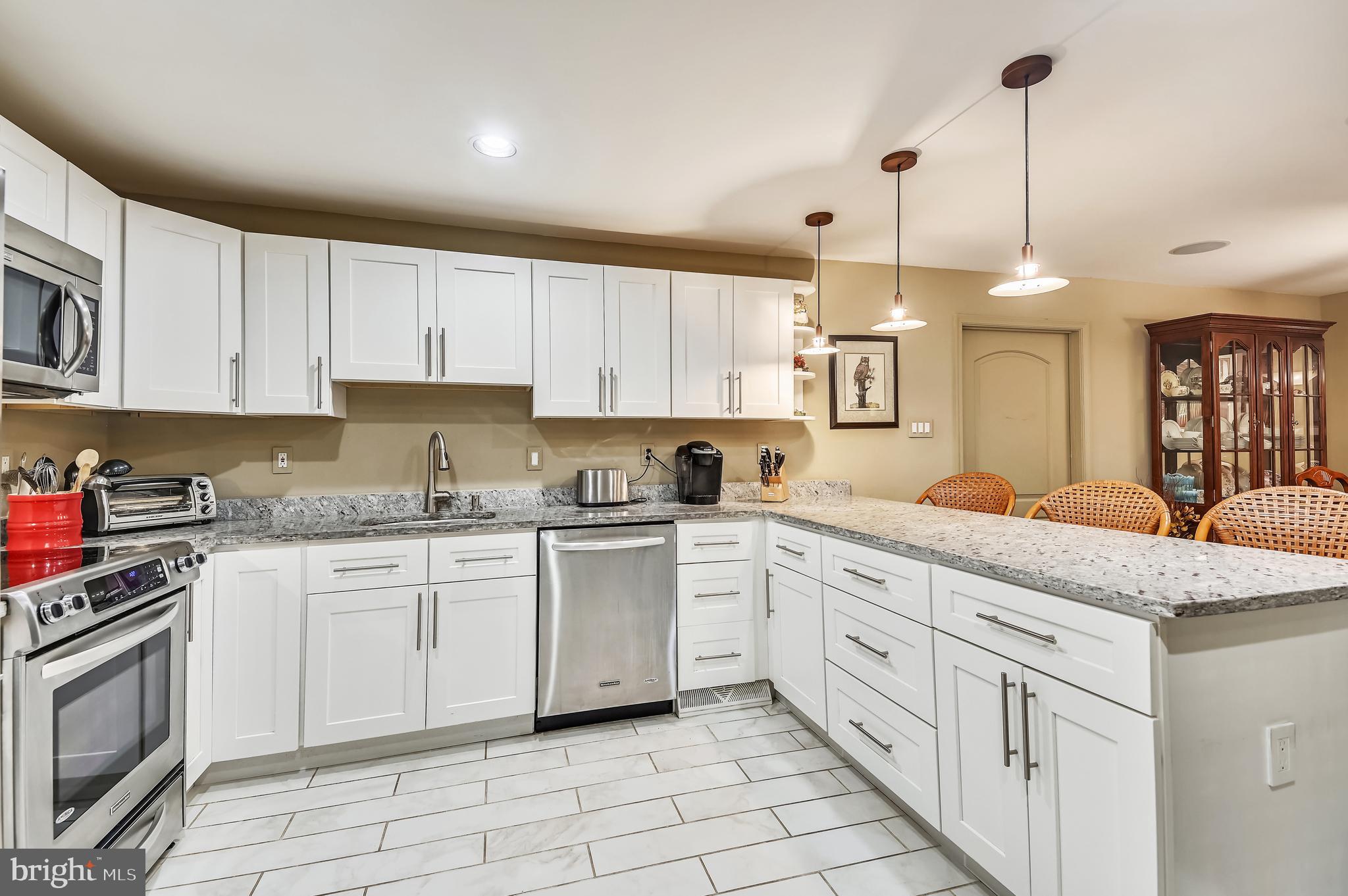 ROLAND PARK - Residential