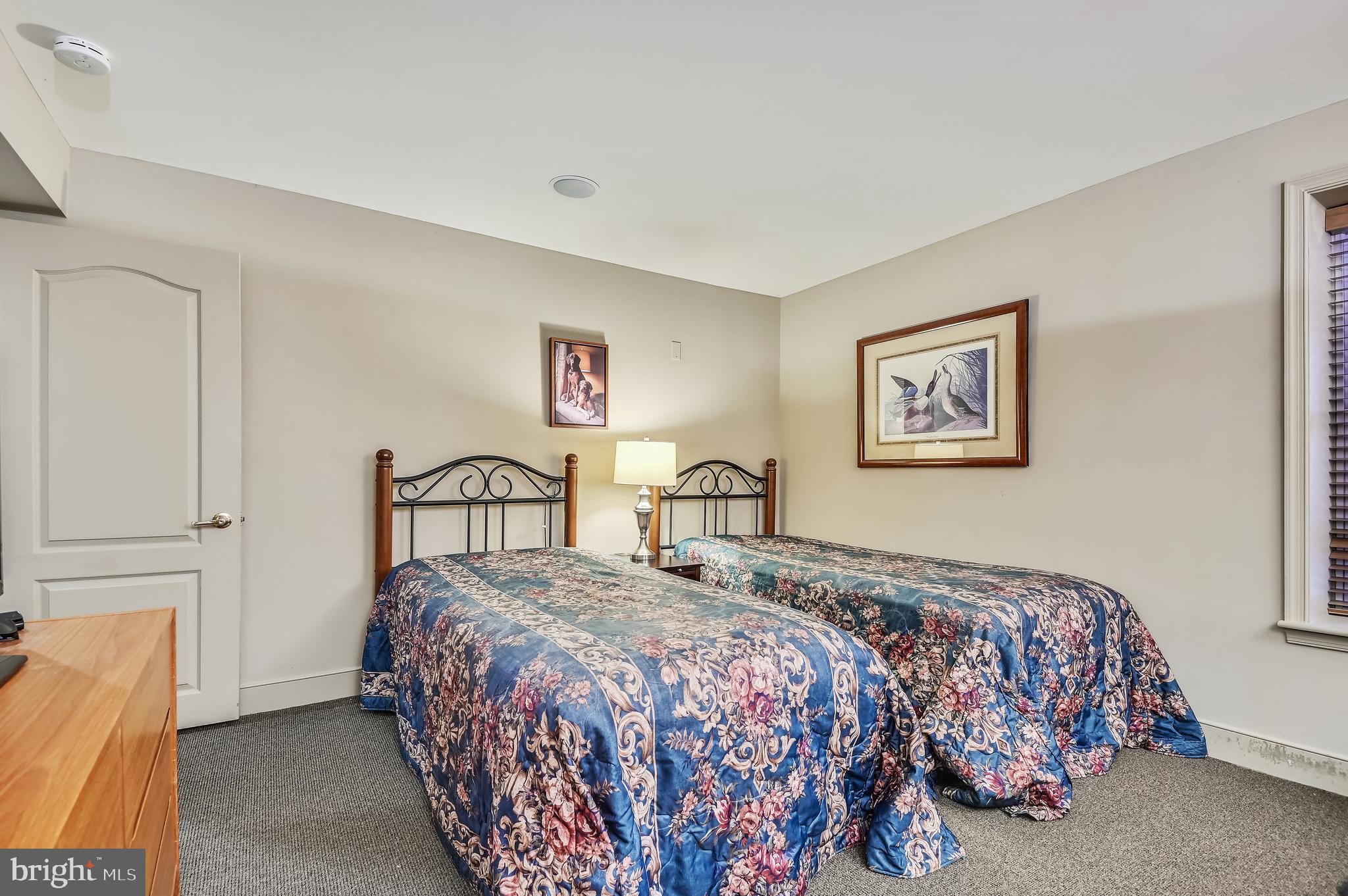 ROLAND PARK - Residential