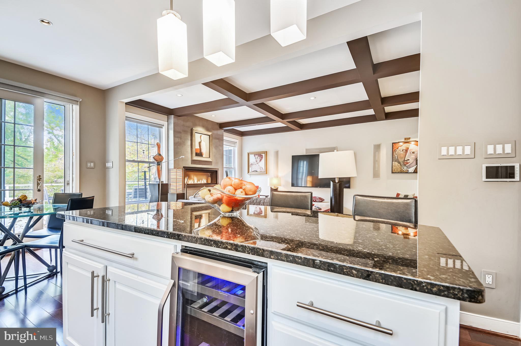 ROLAND PARK - Residential