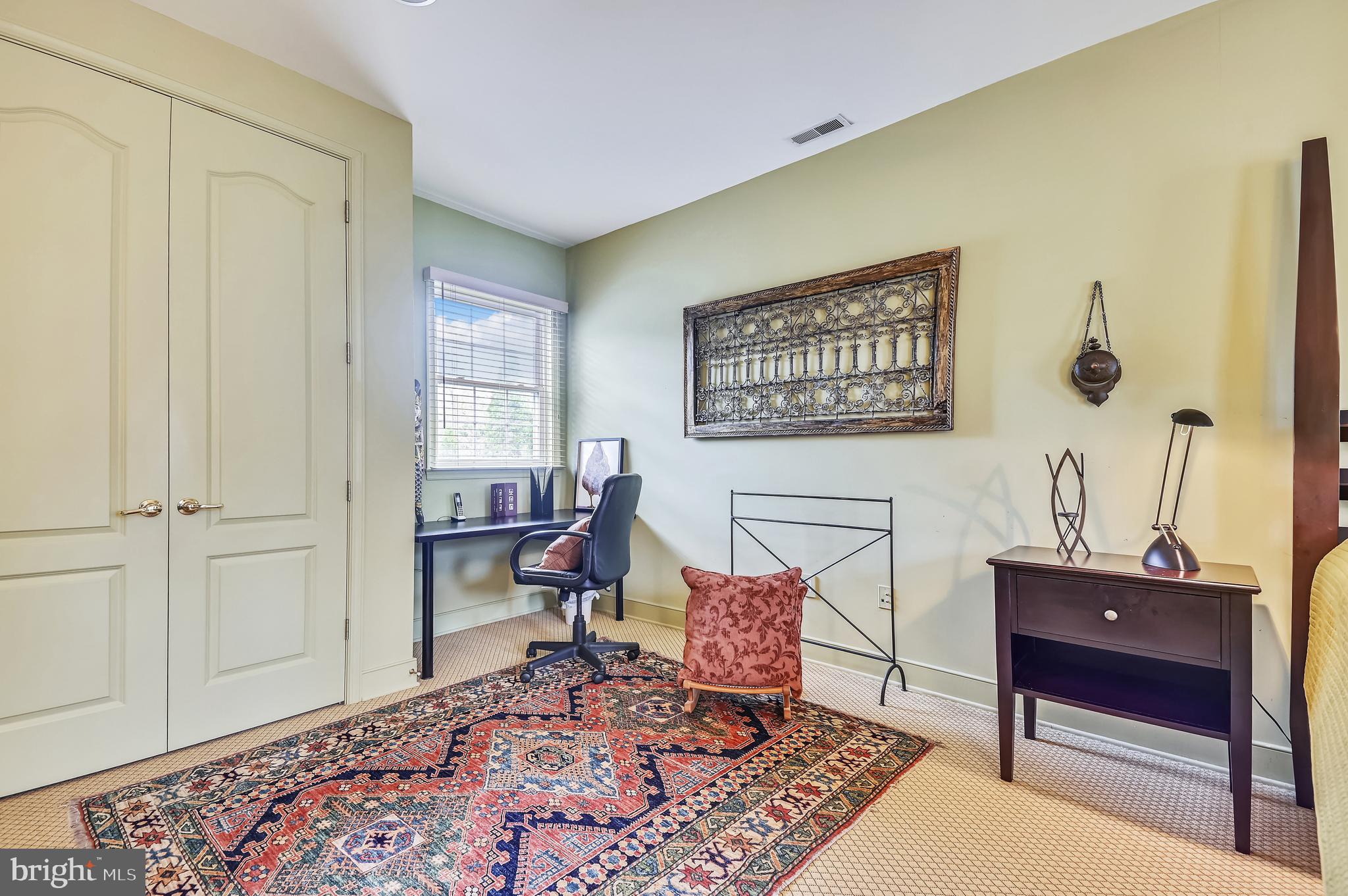 ROLAND PARK - Residential