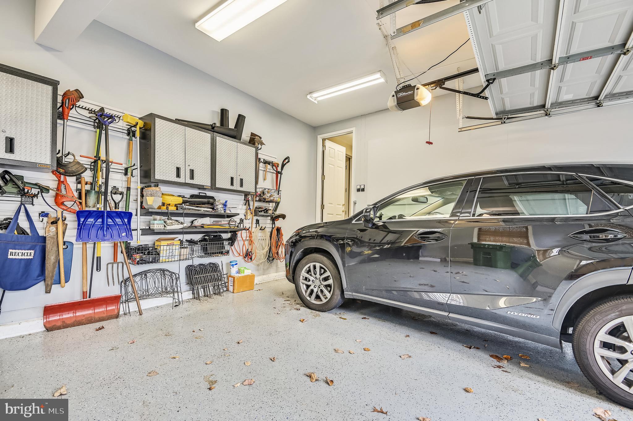 ROLAND PARK - Residential