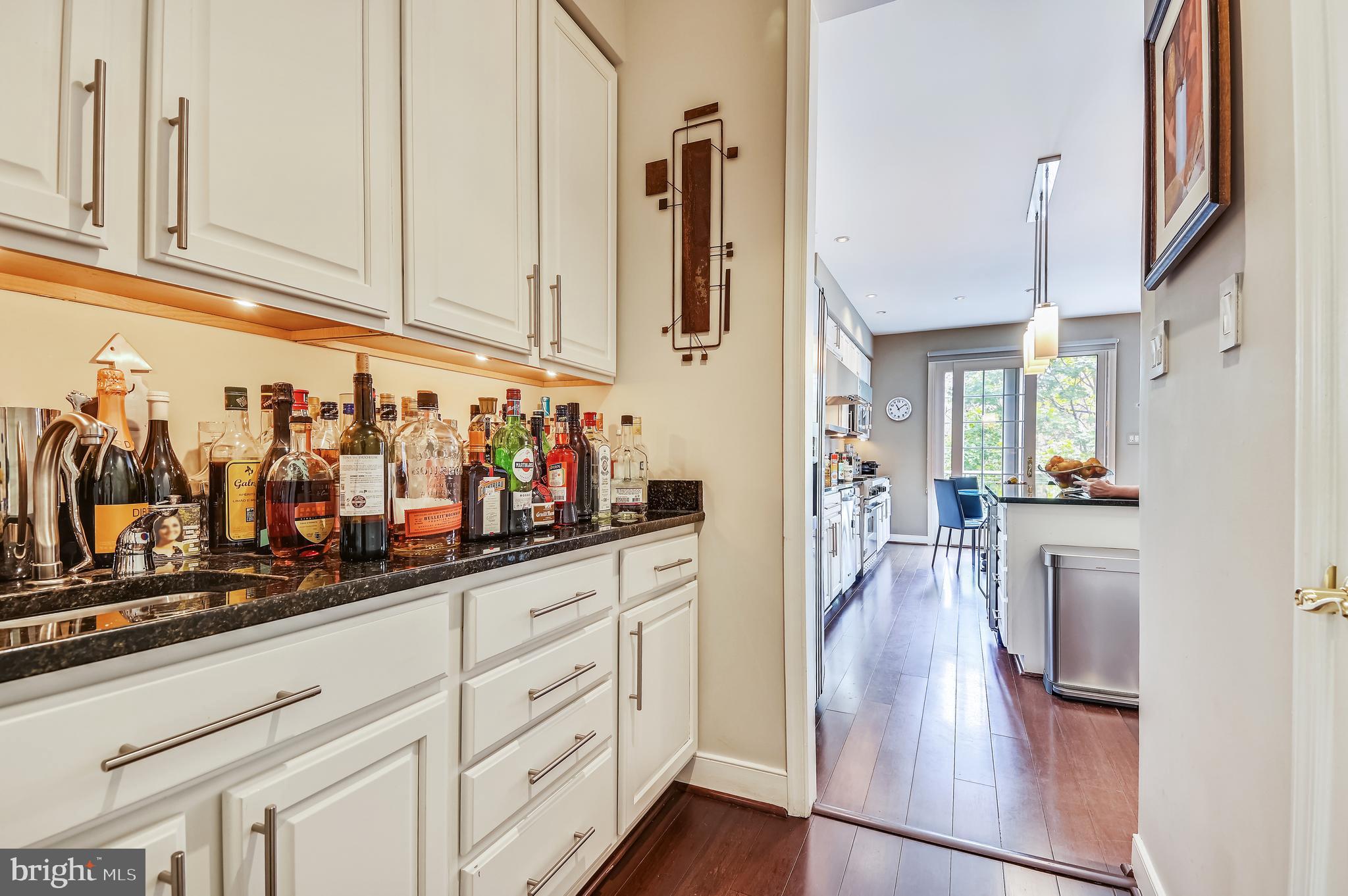 ROLAND PARK - Residential