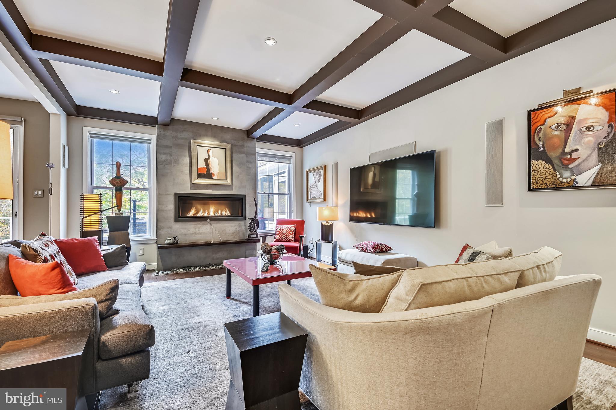 ROLAND PARK - Residential