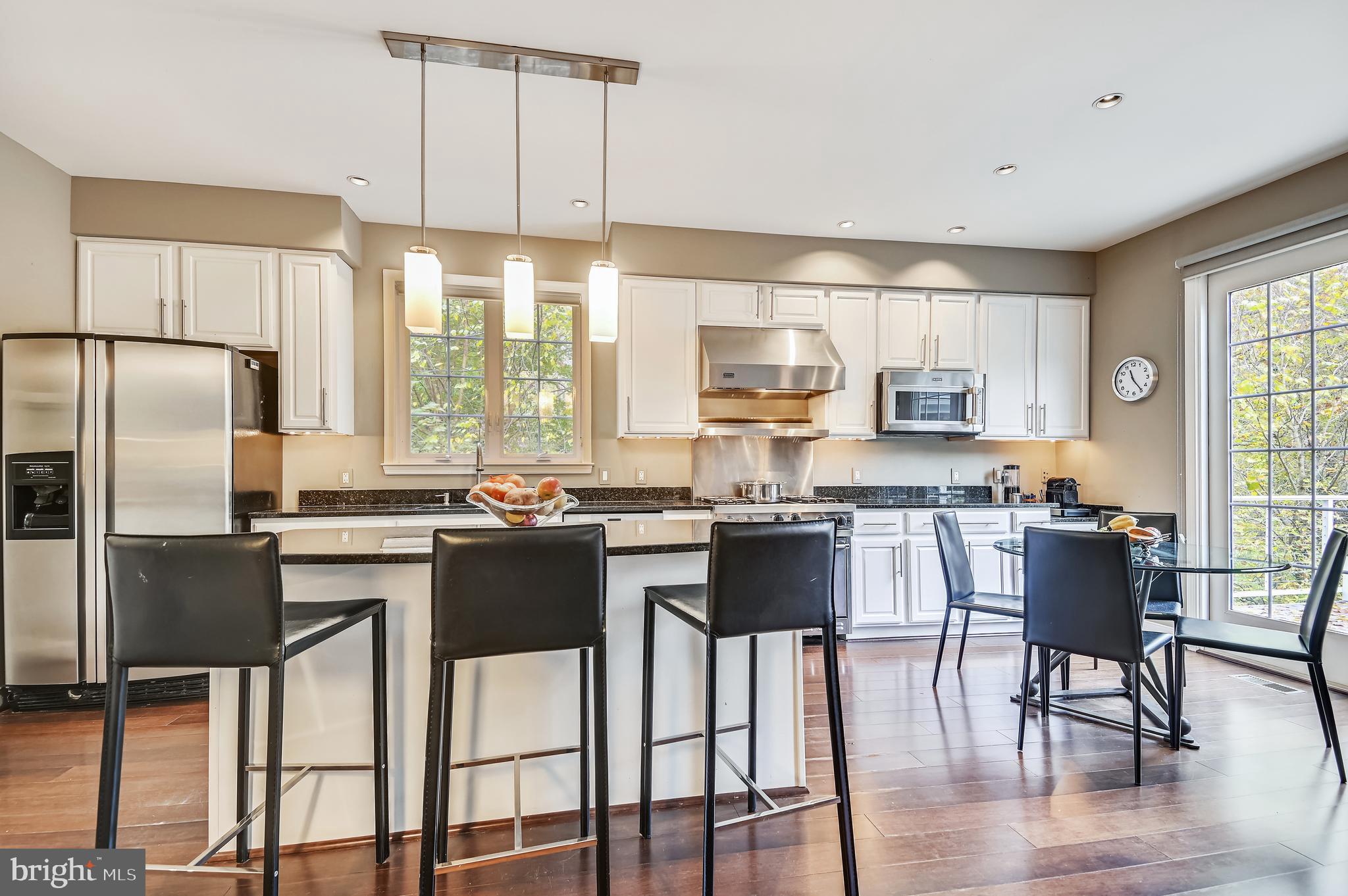 ROLAND PARK - Residential