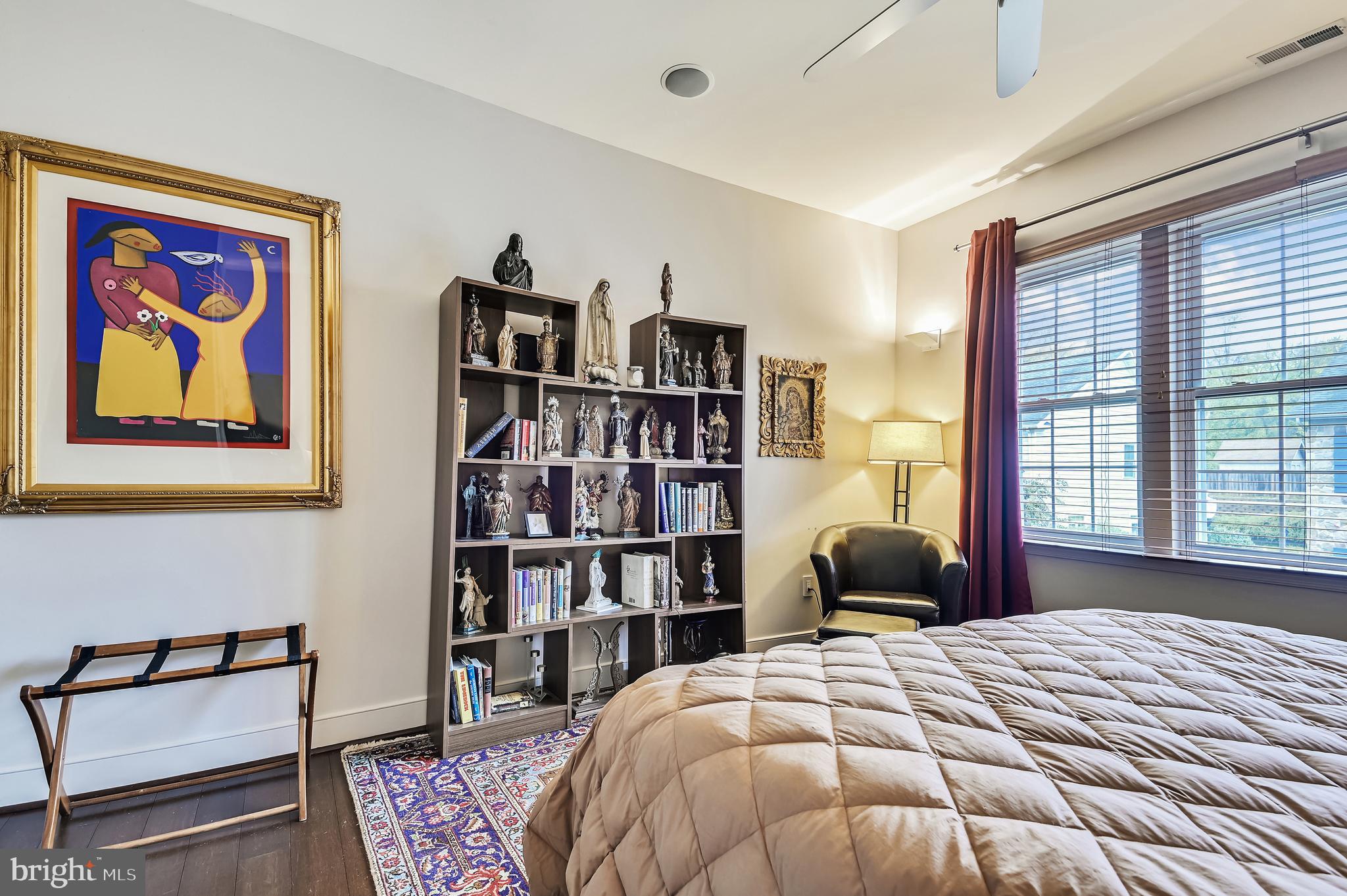 ROLAND PARK - Residential