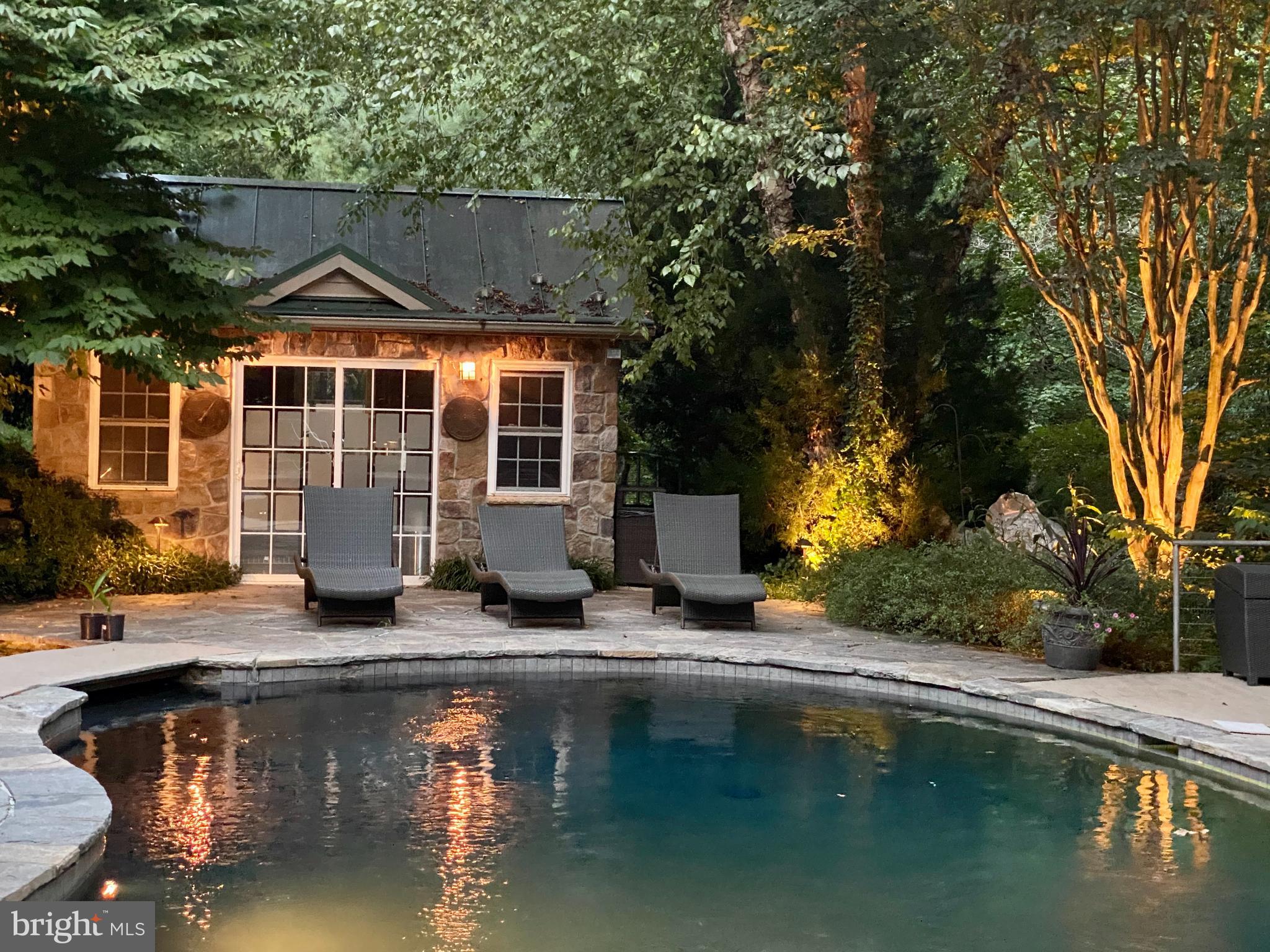 ROLAND PARK - Residential