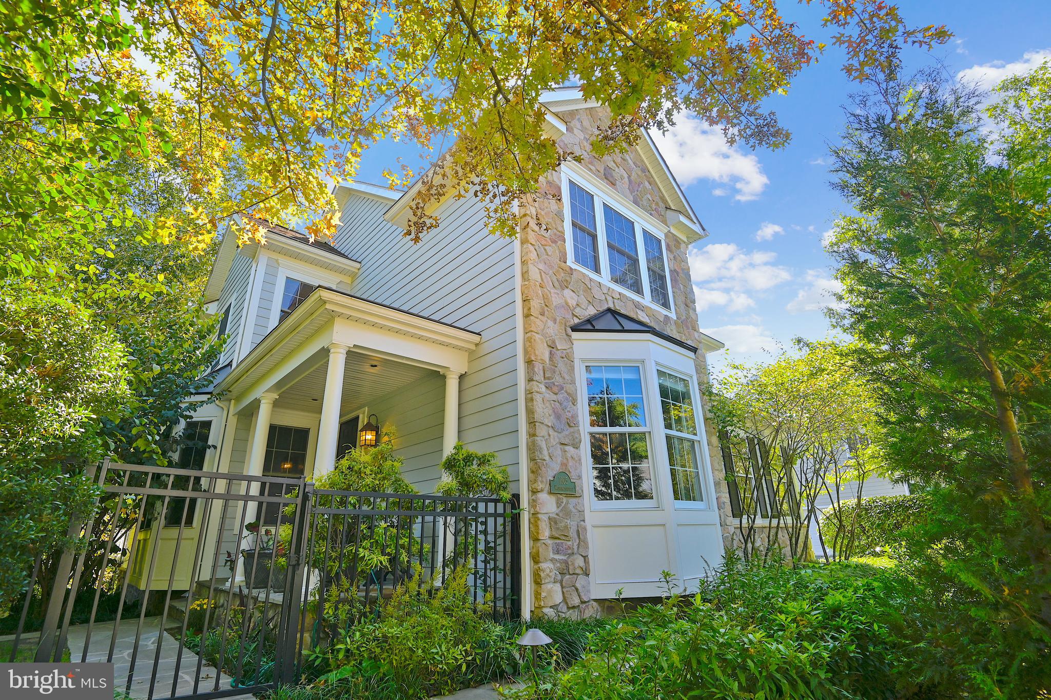 ROLAND PARK - Residential