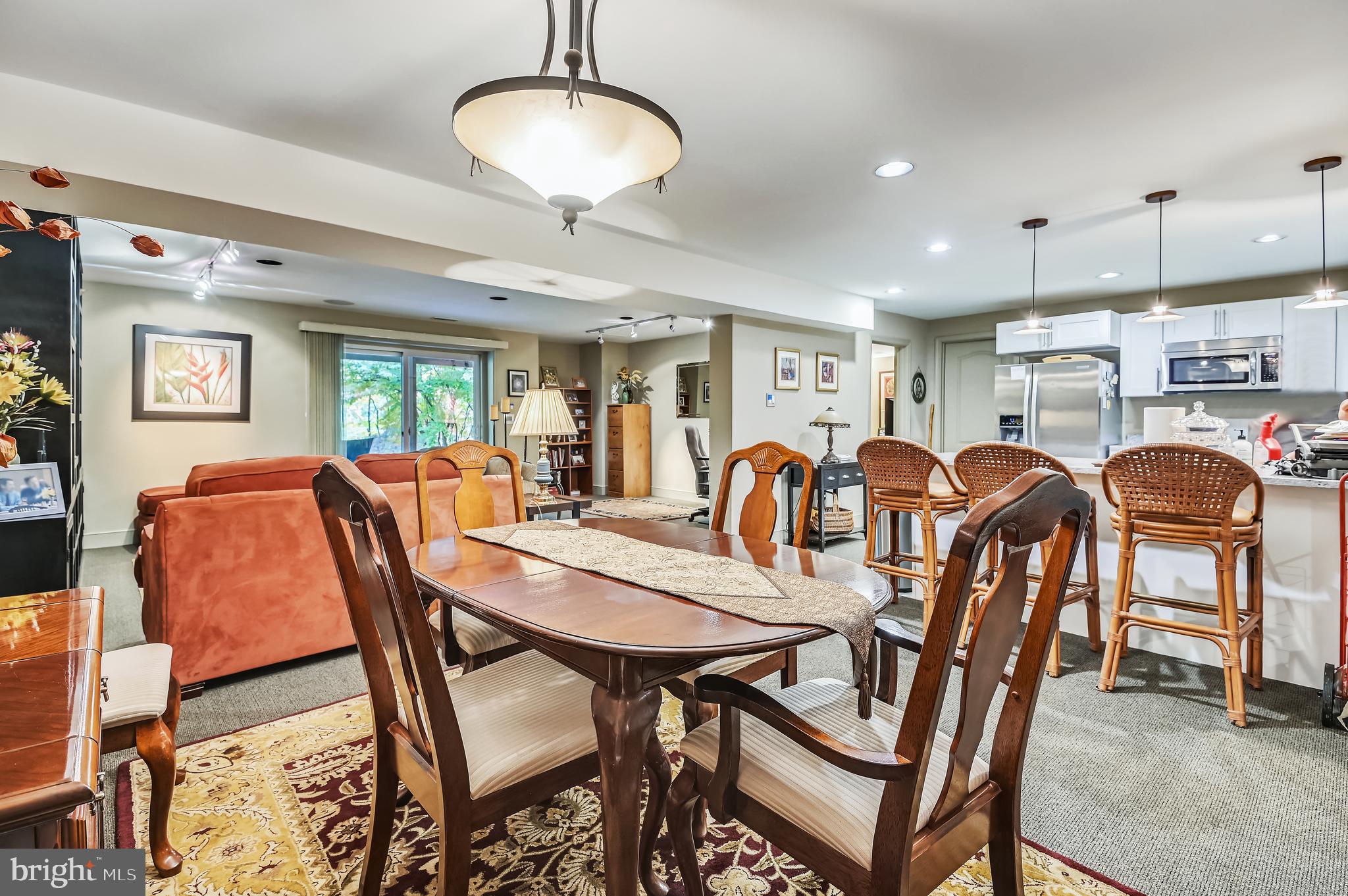 ROLAND PARK - Residential