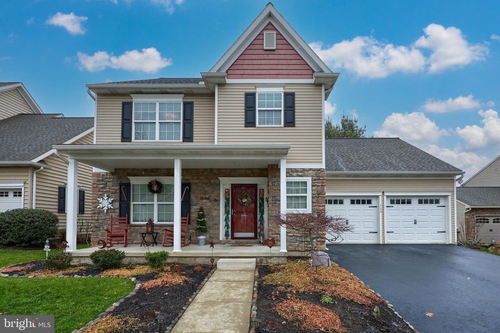 Photo of 113 Hawthorne Circle, LANCASTER, PA 17602 (MLS # PALA2062188)