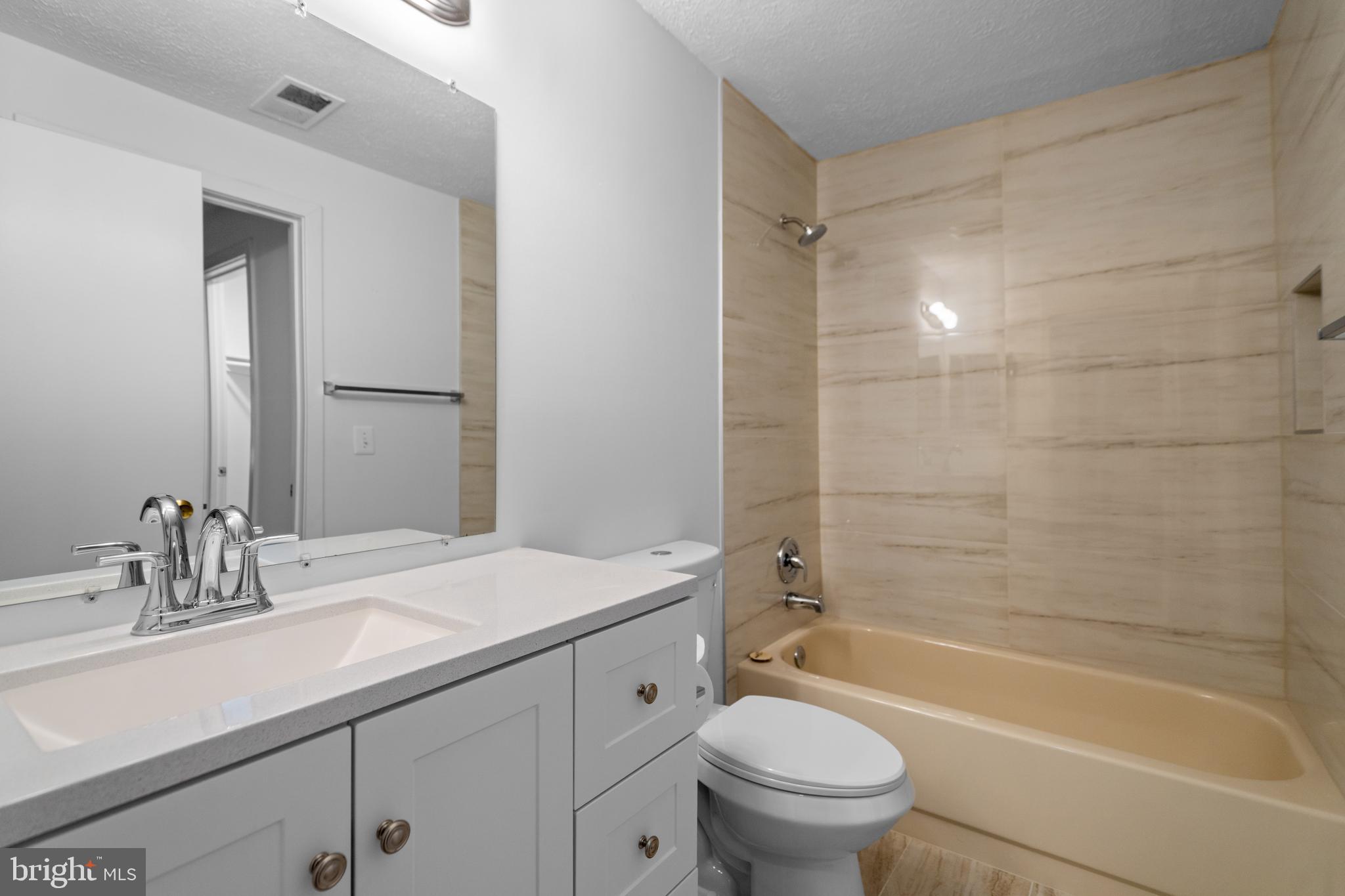 SUMMERRIDGE - Residential