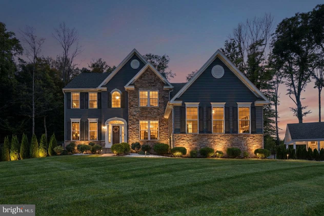 1212 PEACH TREE COURT