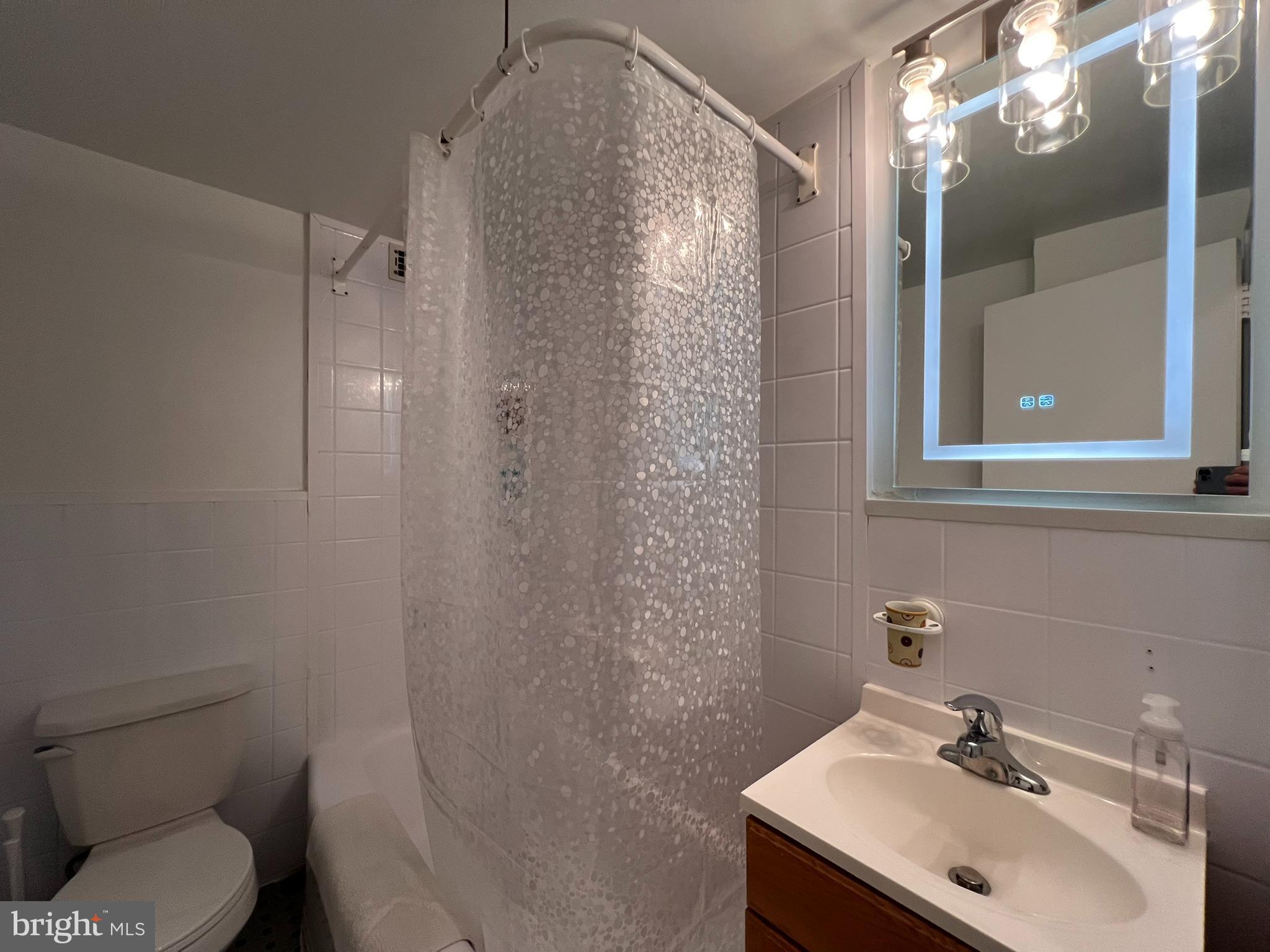 WILDMAN ARMS - Residential