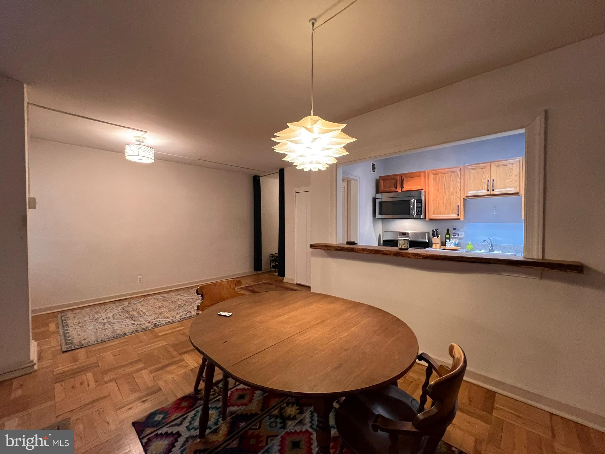 WILDMAN ARMS - Residential