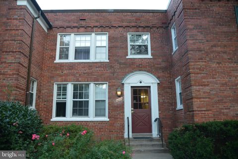 Photo of 1736 N Rhodes Street #5-290, ARLINGTON, VA 22201 (MLS # VAAR2074014)