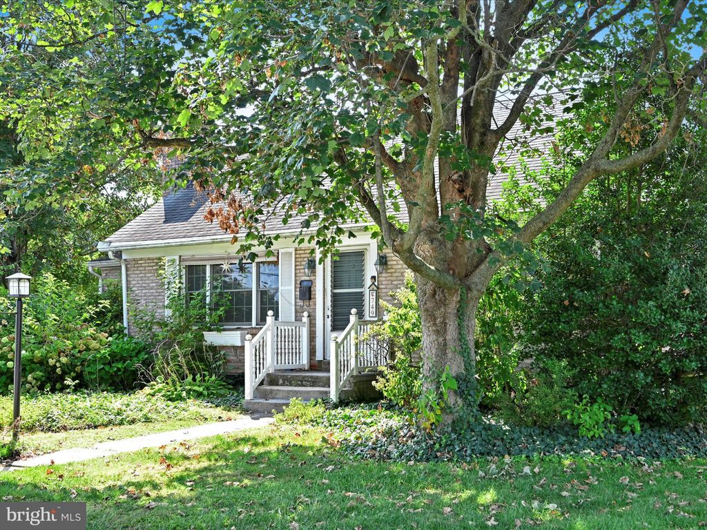 Photo of 749 S 4th Avenue, LEBANON, PA 17042 (MLS # PALN2022790)