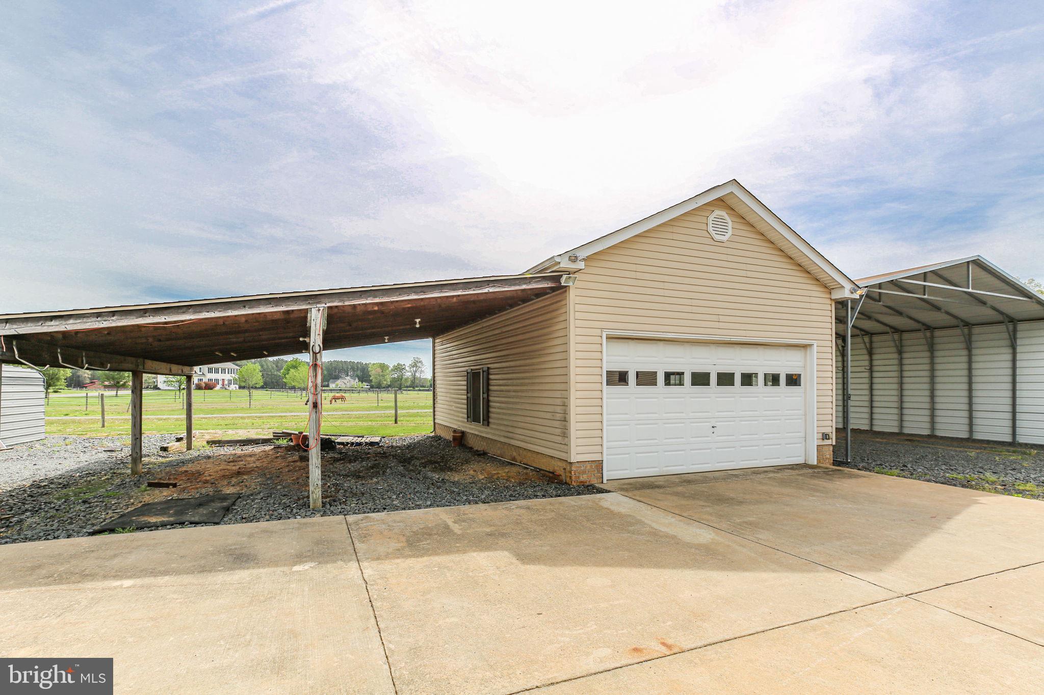 DEEPWOOD ESTATES - Residential