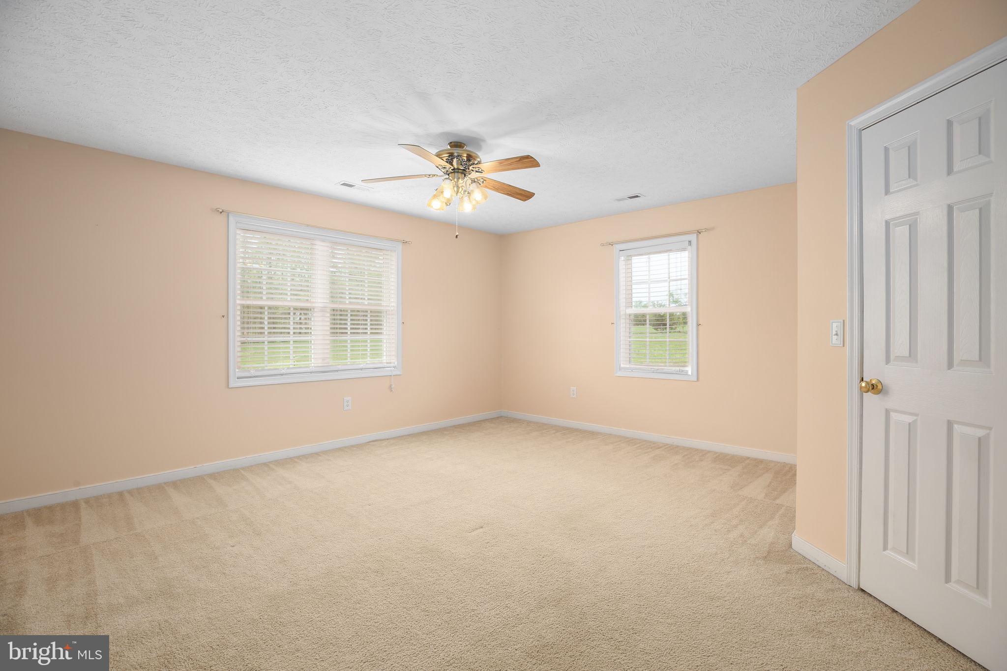 DEEPWOOD ESTATES - Residential