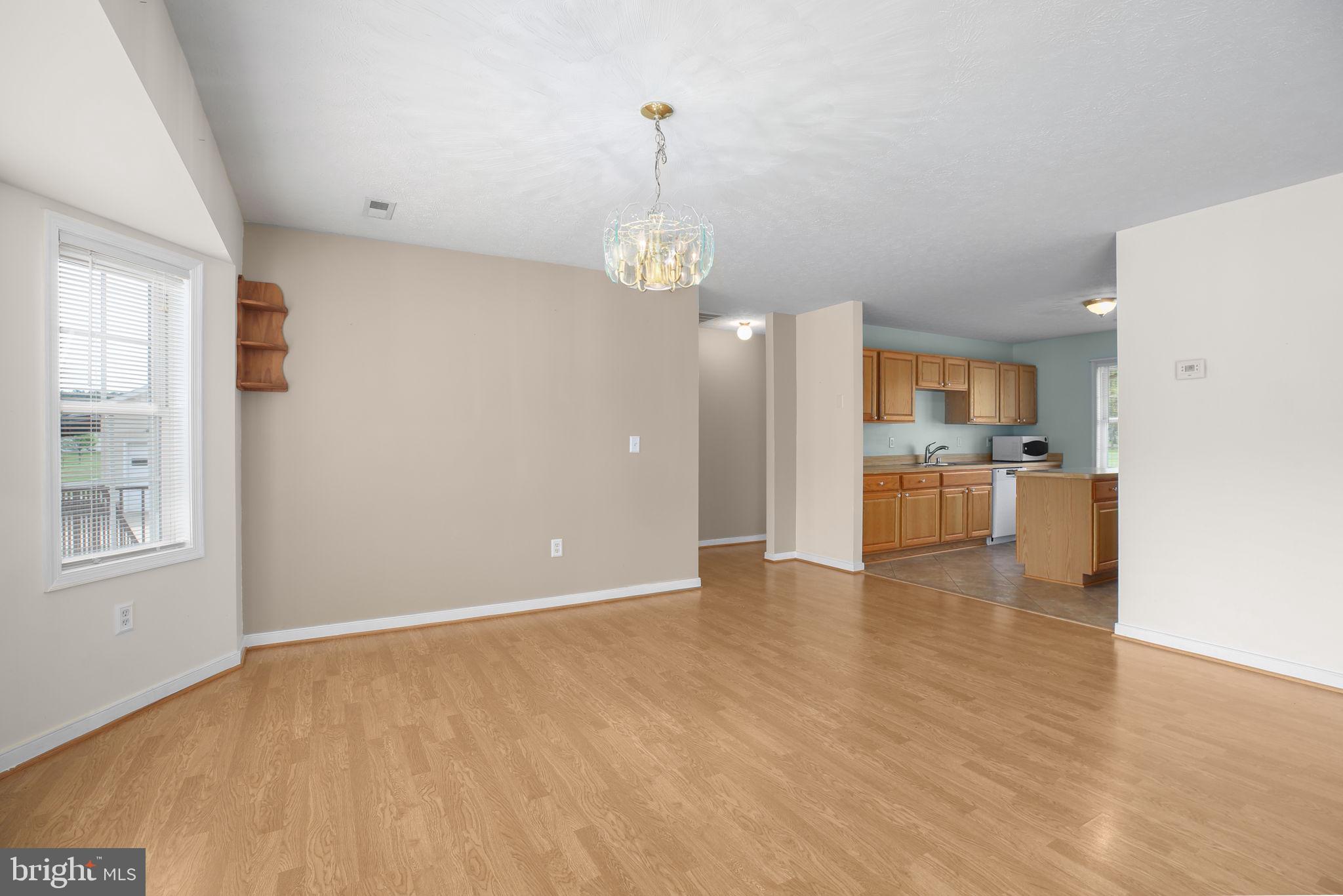 DEEPWOOD ESTATES - Residential