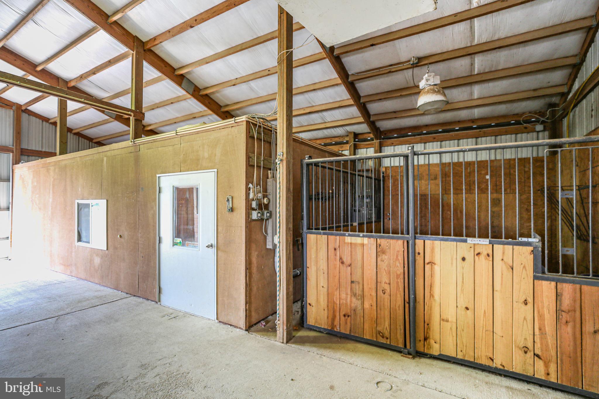 DEEPWOOD ESTATES - Residential