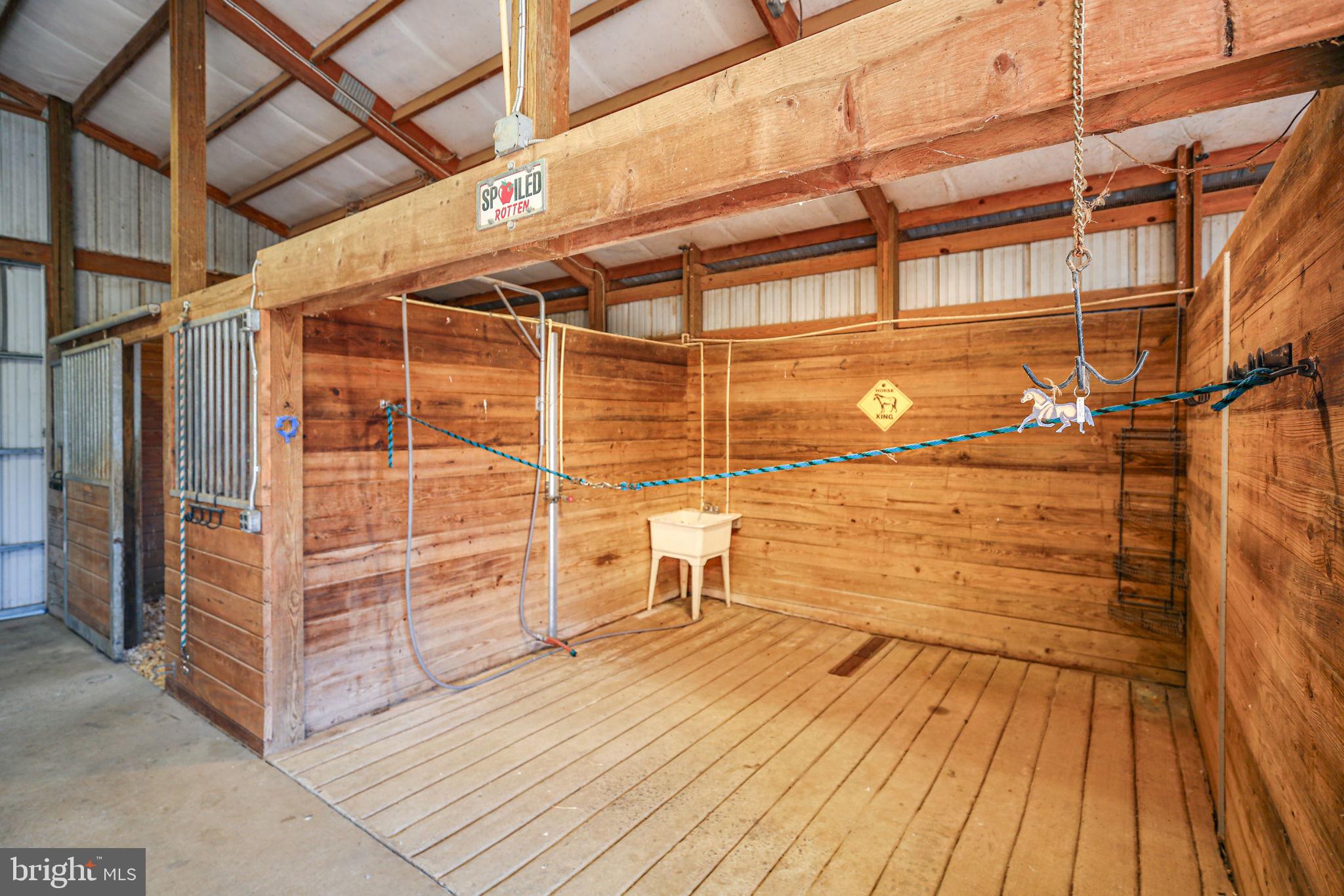 DEEPWOOD ESTATES - Residential