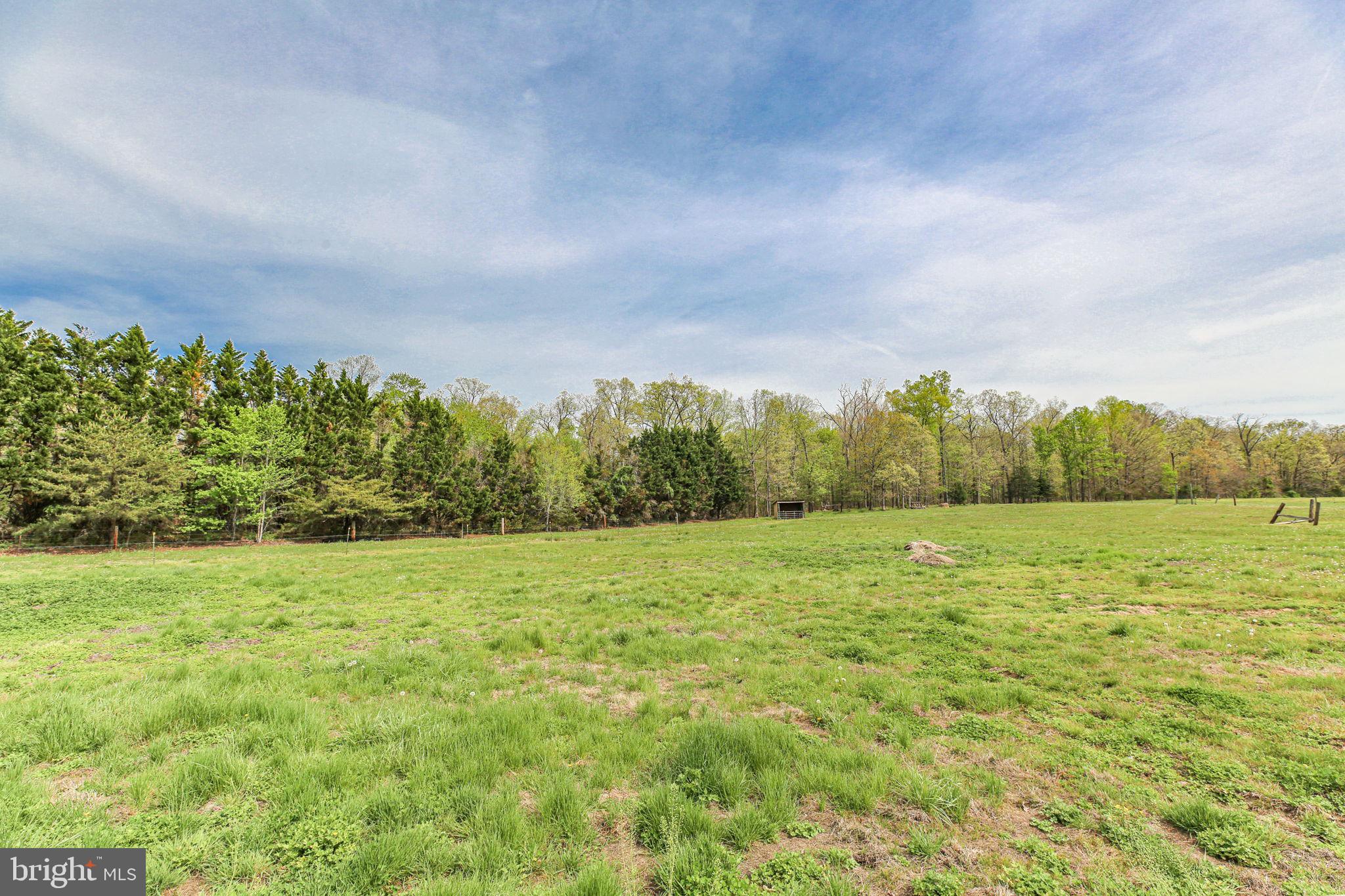 DEEPWOOD ESTATES - Residential