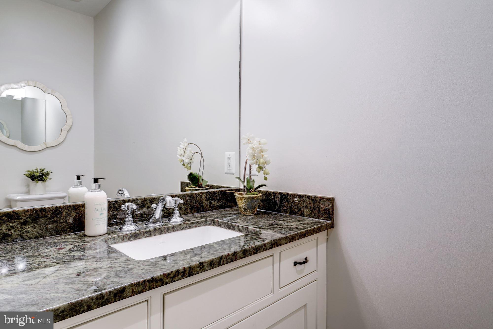 BERKSHIRE OAKWOOD - Residential