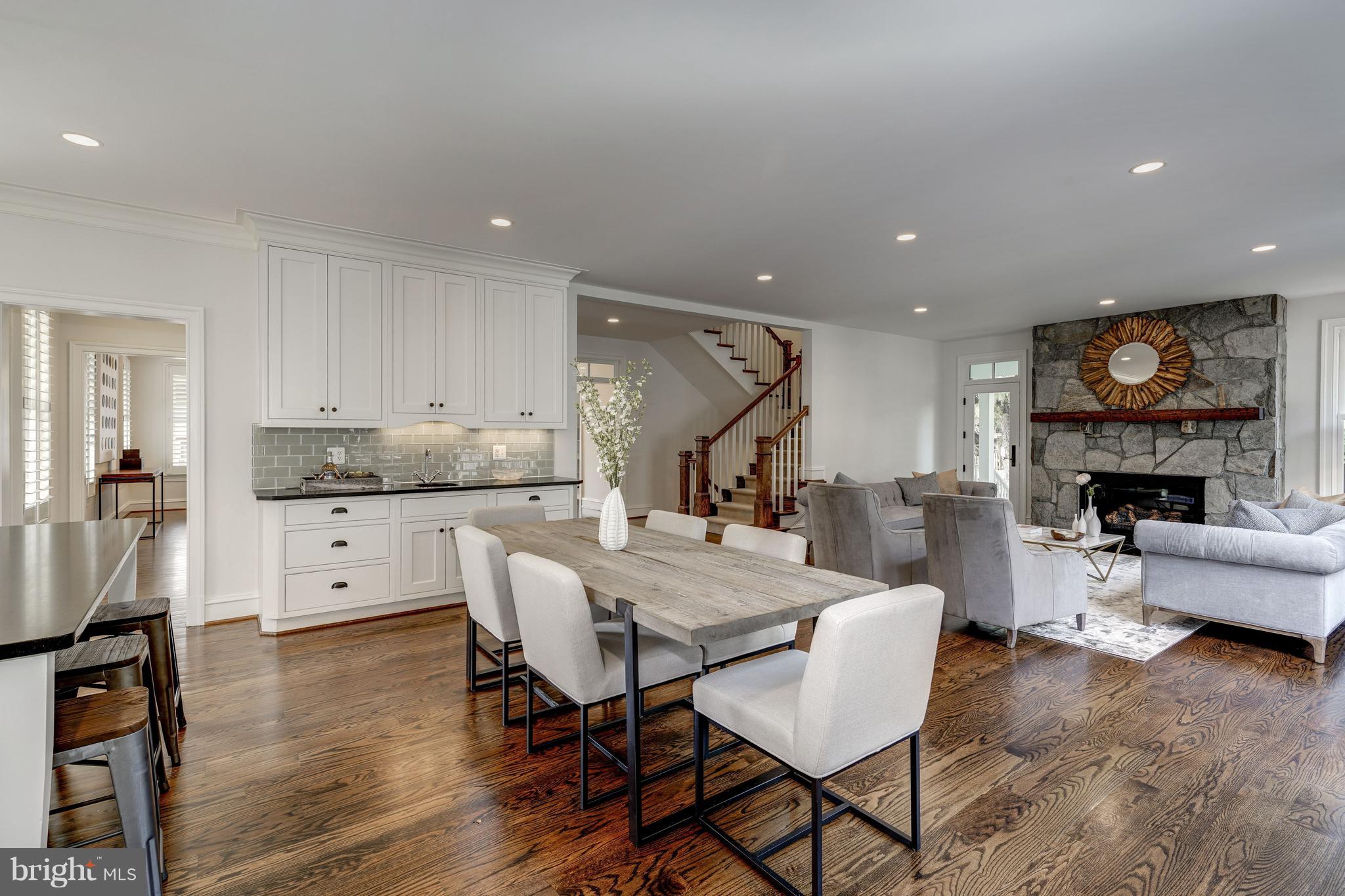 BERKSHIRE OAKWOOD - Residential