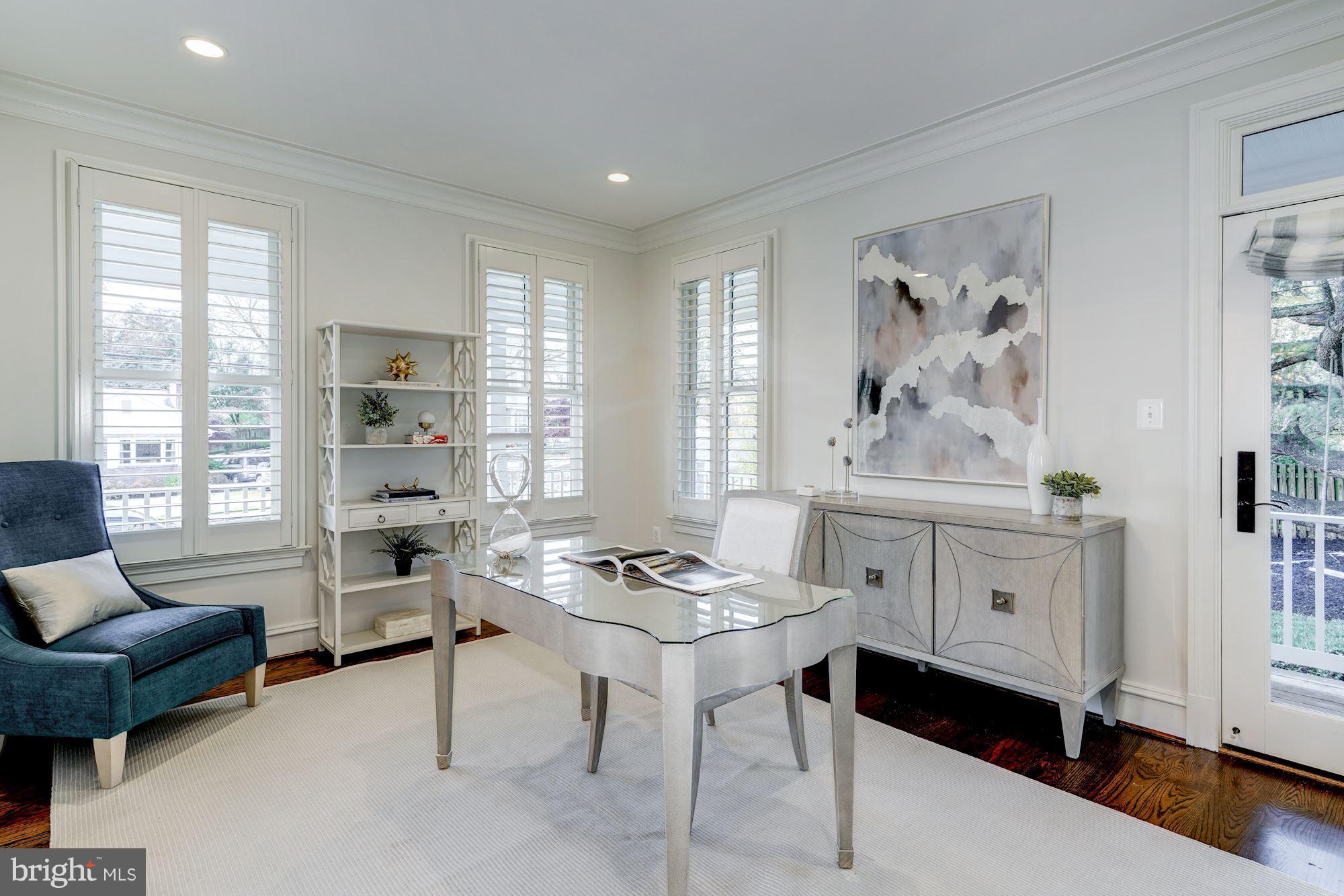 BERKSHIRE OAKWOOD - Residential