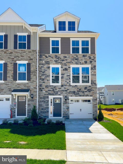 Townhouse For Sale - 10532 Cobbler Place<br/> Charles County, WHITE PLAINS, MD 20695