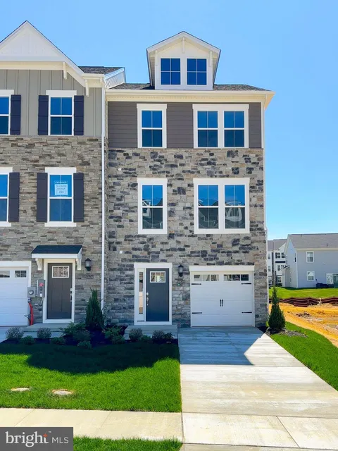 MLS: MDCH2053340