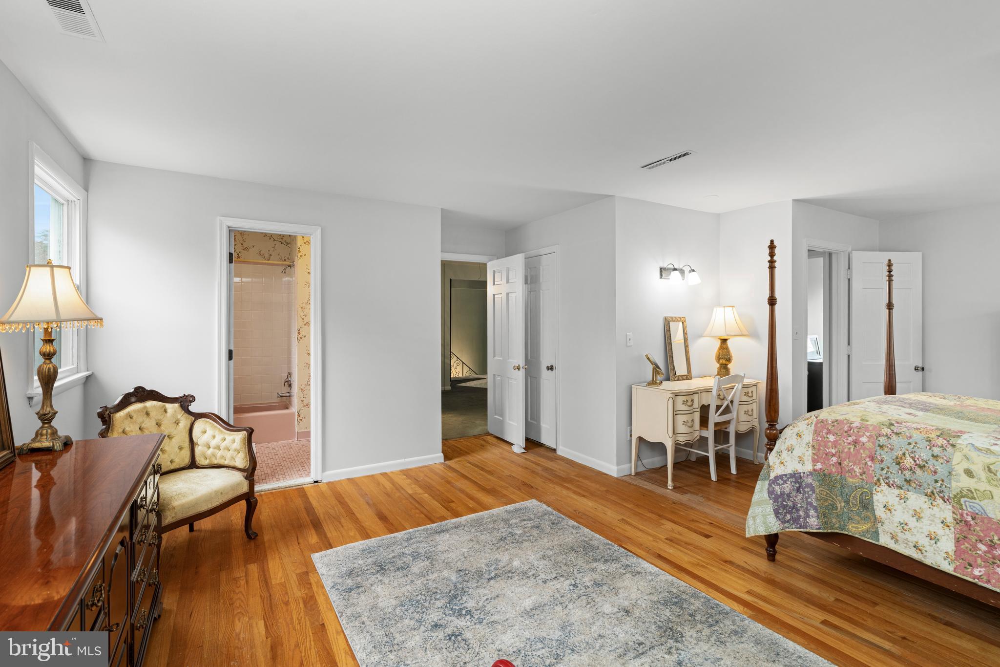 VALLEY GARTH - Residential